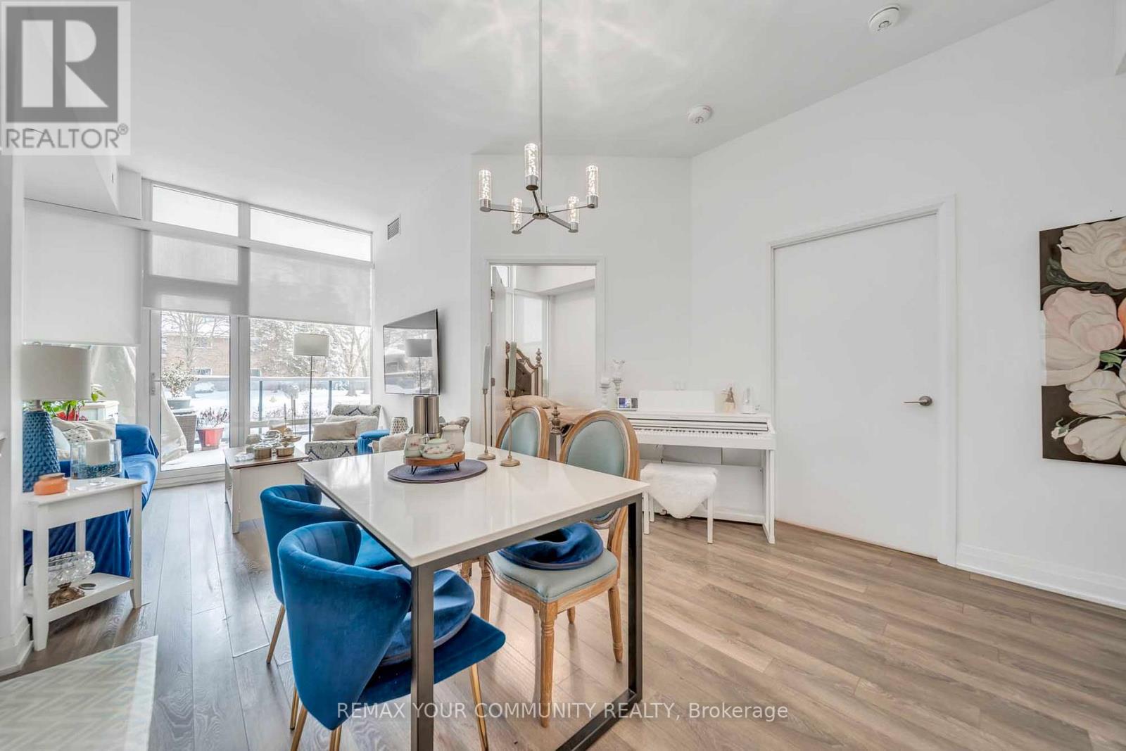 112 - 4800 Highway 7 Road, Vaughan, Ontario  L4L 1H8 - Photo 2 - N12989310