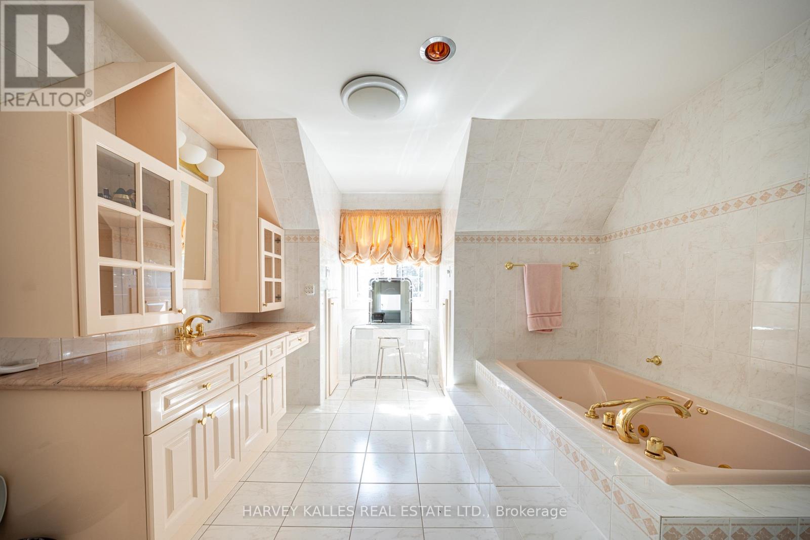 10 Whitelaw Court, Markham, Ontario  L3T 5E7 - Photo 24 - N12989322