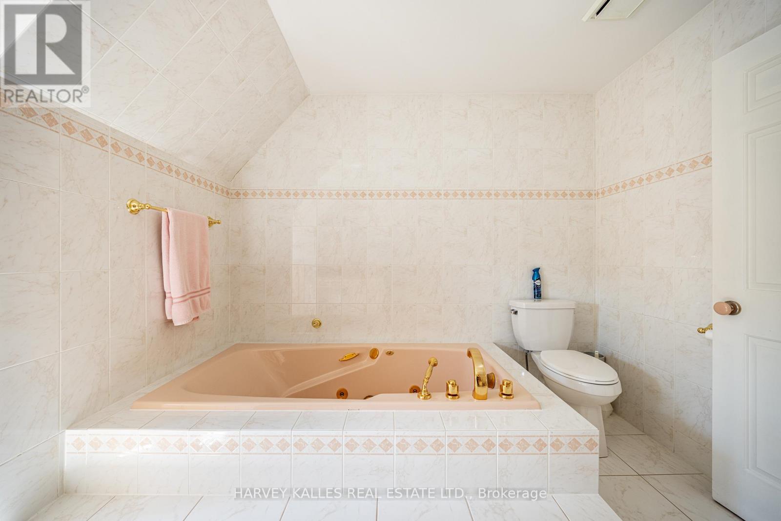 10 Whitelaw Court, Markham, Ontario  L3T 5E7 - Photo 25 - N12989322