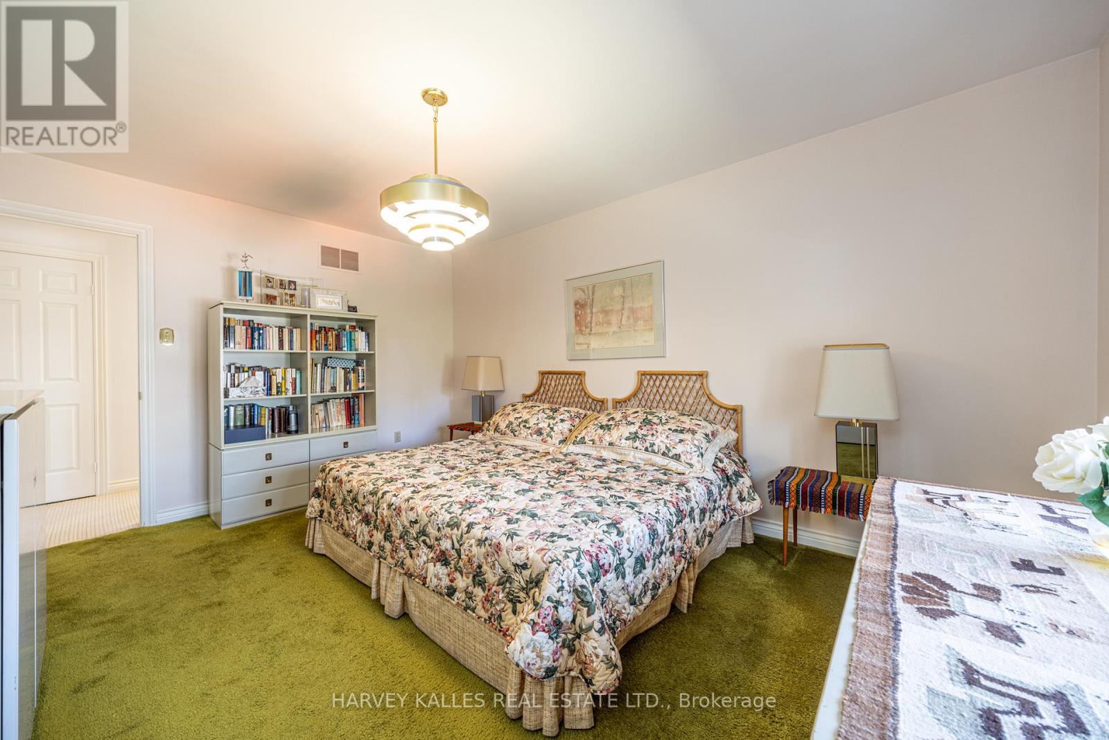 10 Whitelaw Court, Markham, Ontario  L3T 5E7 - Photo 32 - N12989322