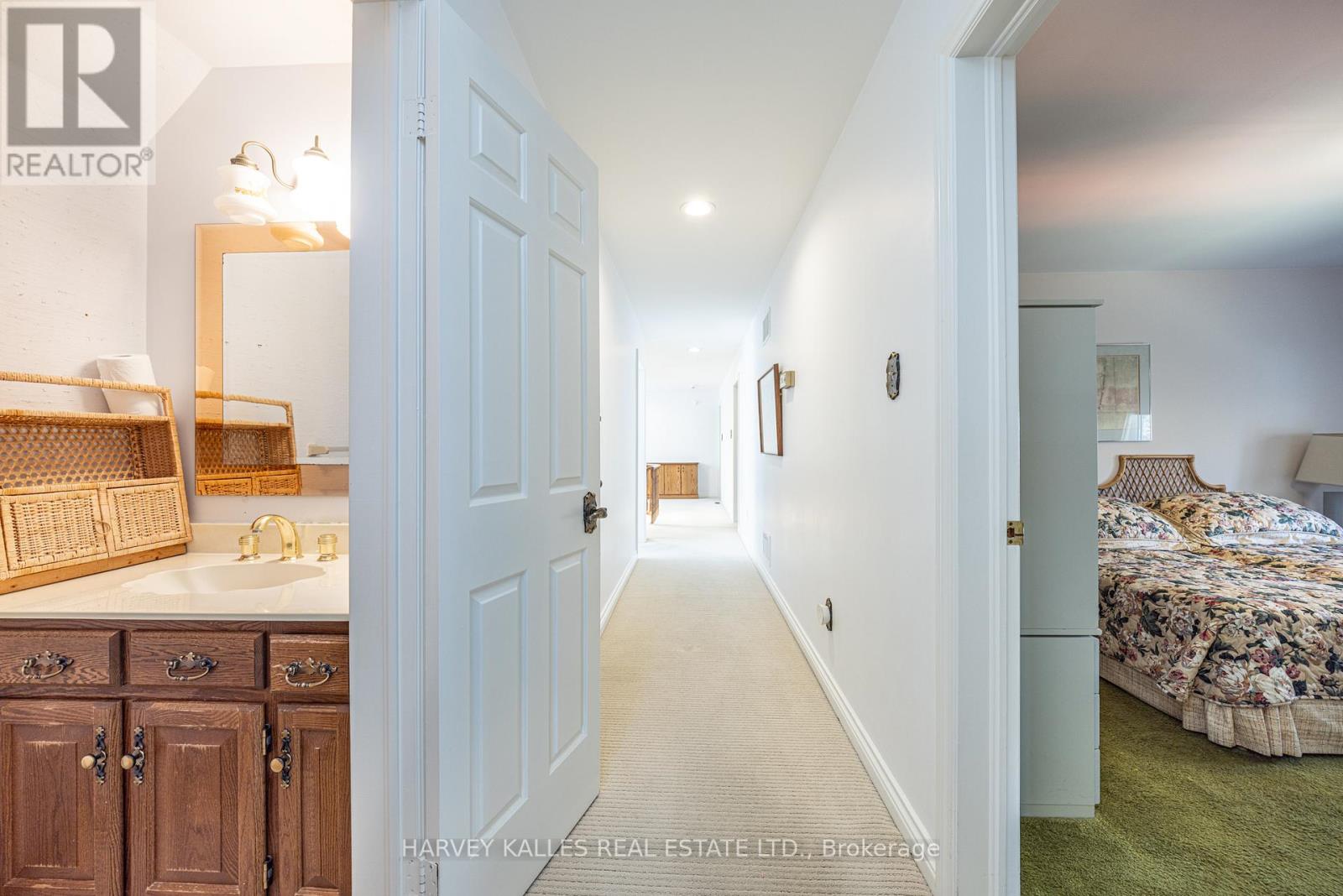 10 Whitelaw Court, Markham, Ontario  L3T 5E7 - Photo 33 - N12989322