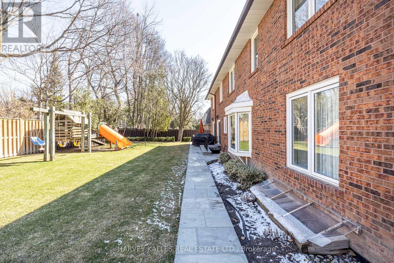 10 Whitelaw Court, Markham, Ontario  L3T 5E7 - Photo 49 - N12989322