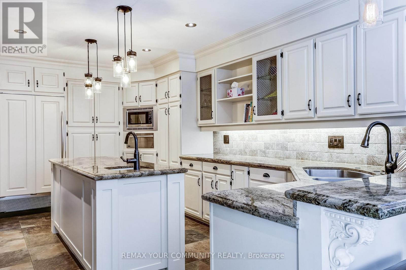 30 Deanbank Drive, Markham, Ontario  L3T 1Z3 - Photo 17 - N12989326