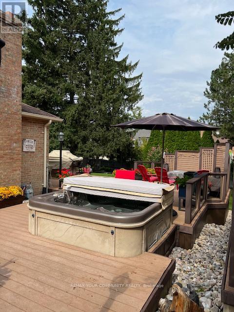 30 Deanbank Drive, Markham, Ontario  L3T 1Z3 - Photo 47 - N12989326