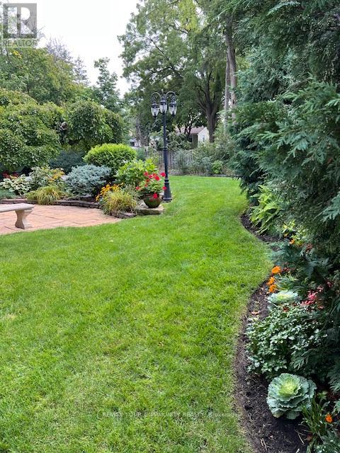 30 Deanbank Drive, Markham, Ontario  L3T 1Z3 - Photo 49 - N12989326