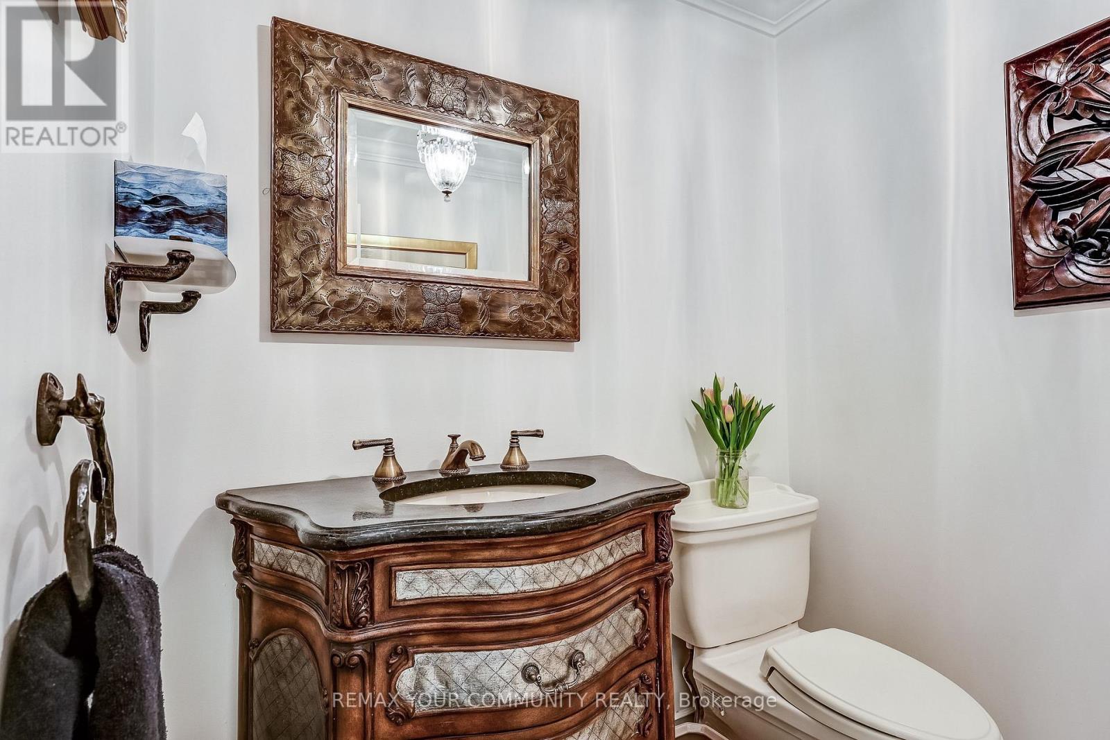 30 Deanbank Drive, Markham, Ontario  L3T 1Z3 - Photo 8 - N12989326