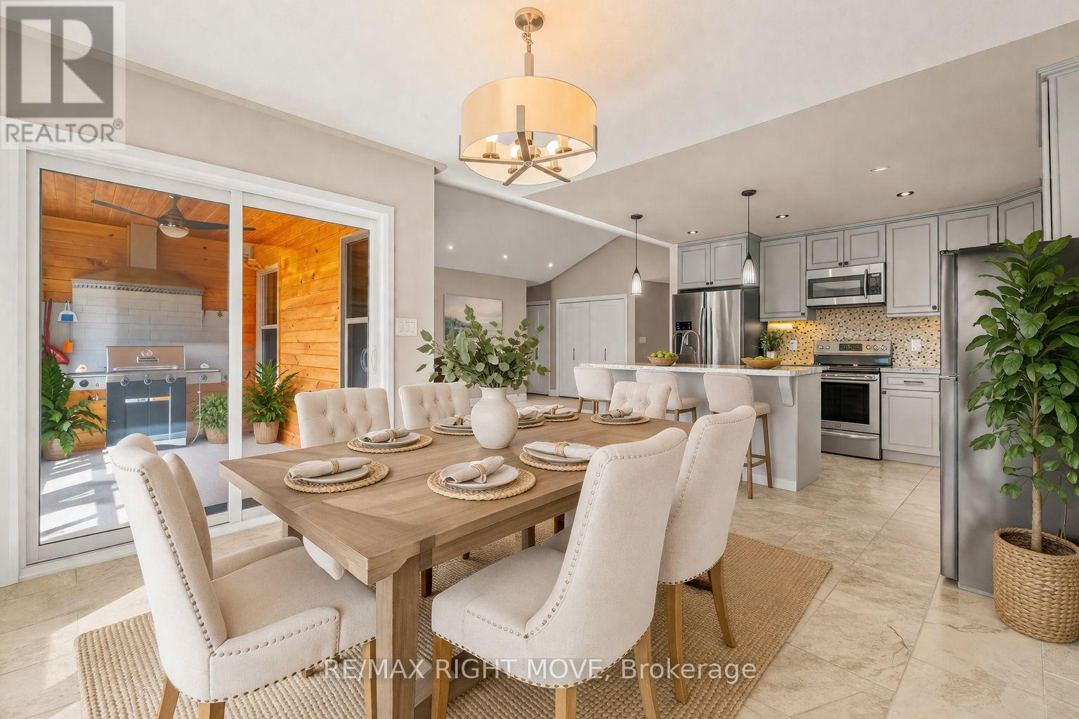 9 Sunrise Circle, Wasaga Beach, Ontario  L9Z 1H3 - Photo 11 - S12989210