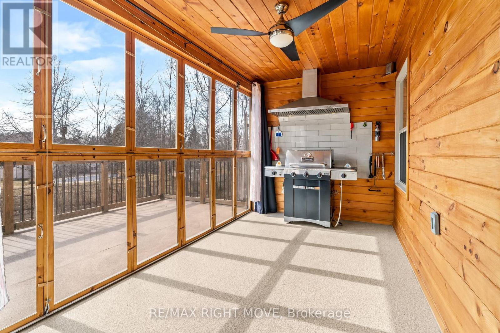 9 Sunrise Circle, Wasaga Beach, Ontario  L9Z 1H3 - Photo 13 - S12989210