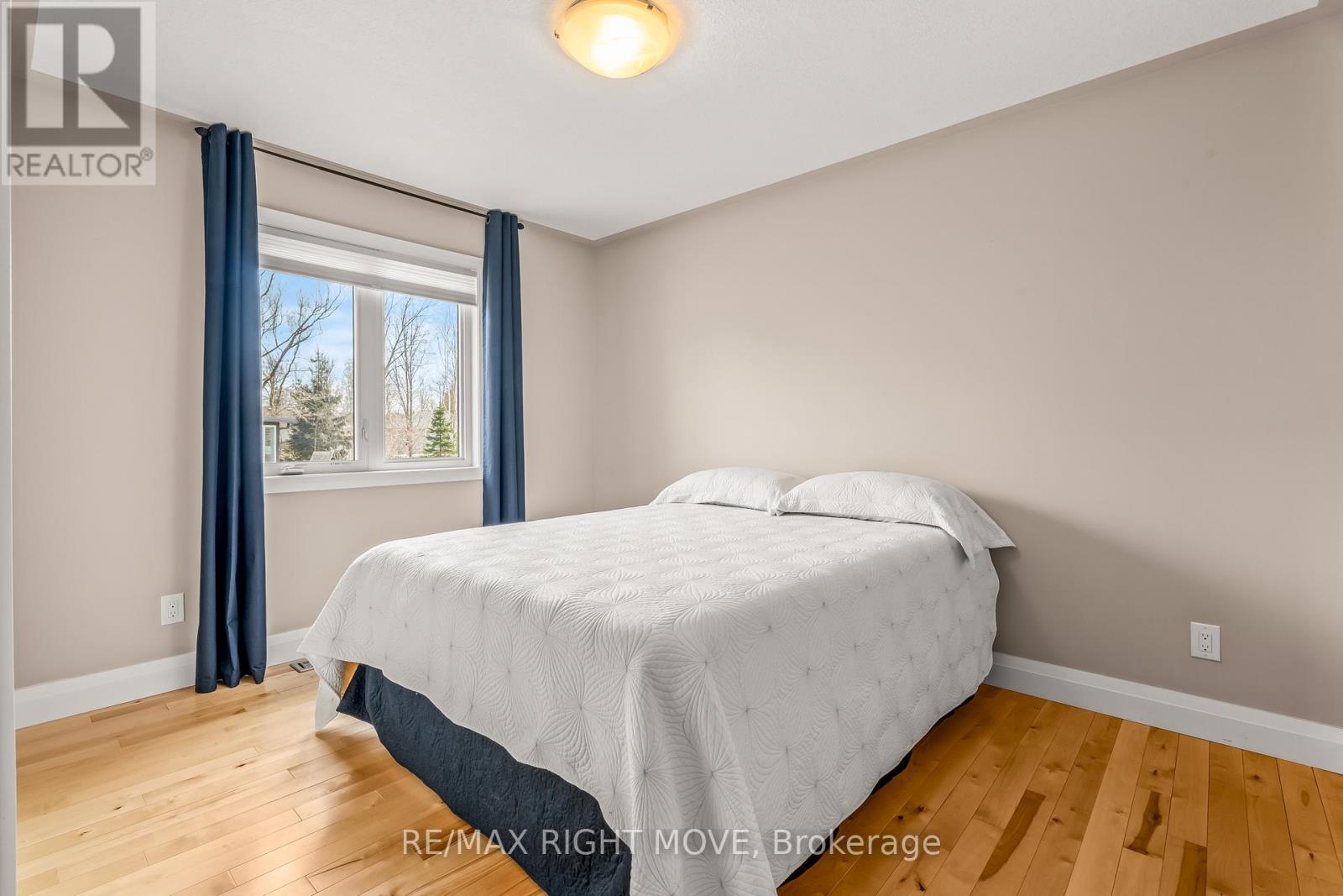 9 Sunrise Circle, Wasaga Beach, Ontario  L9Z 1H3 - Photo 24 - S12989210