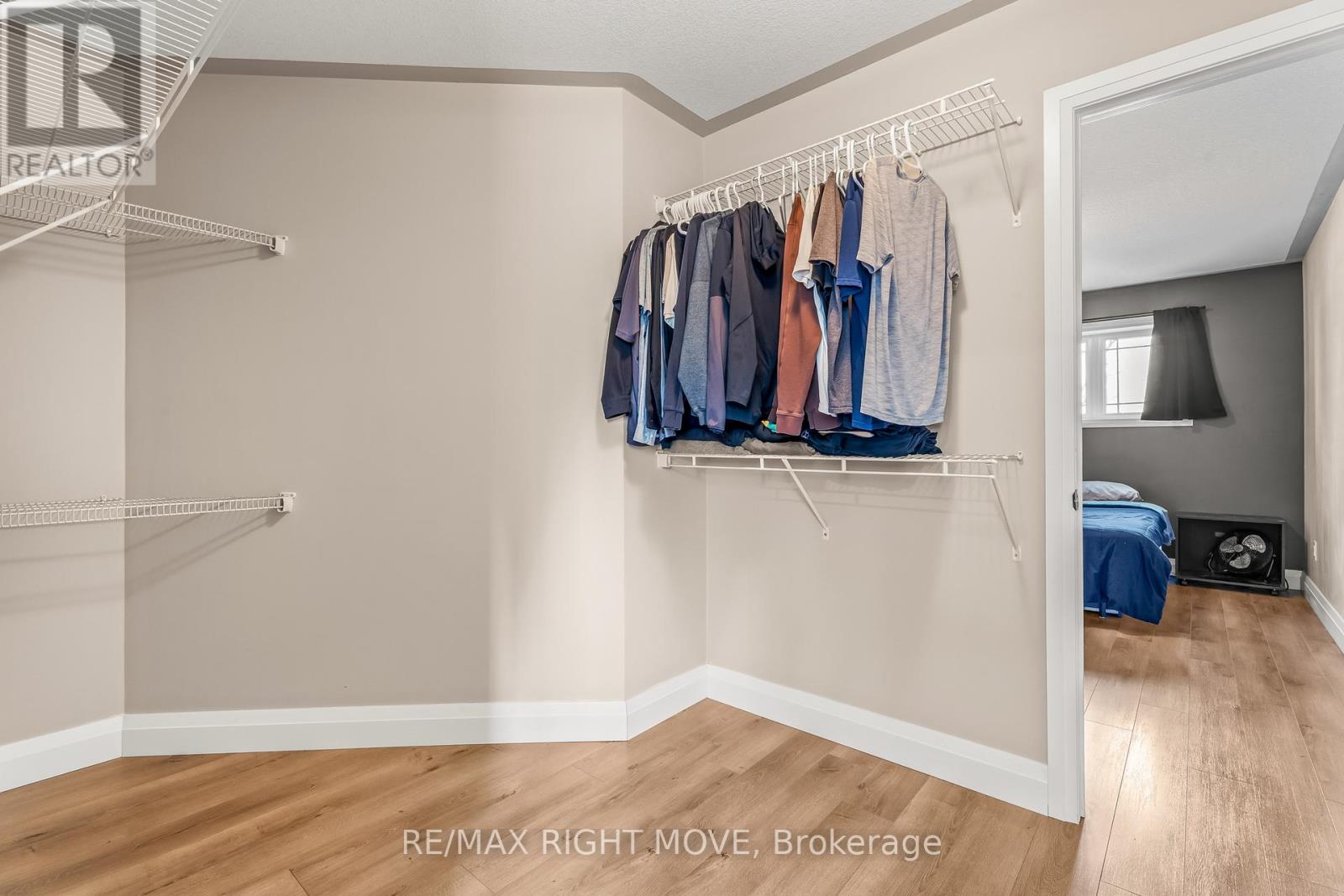 9 Sunrise Circle, Wasaga Beach, Ontario  L9Z 1H3 - Photo 33 - S12989210