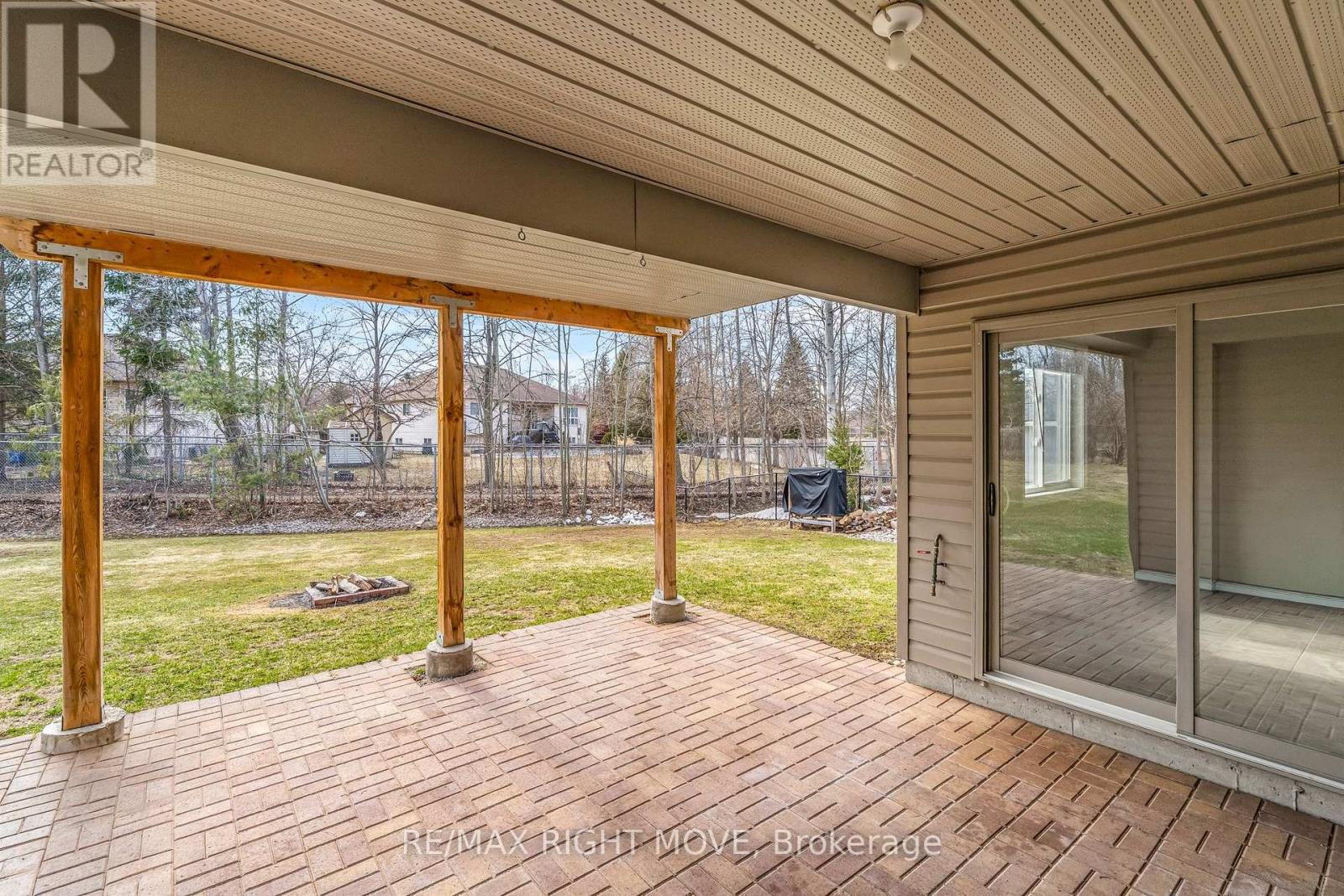 9 Sunrise Circle, Wasaga Beach, Ontario  L9Z 1H3 - Photo 40 - S12989210