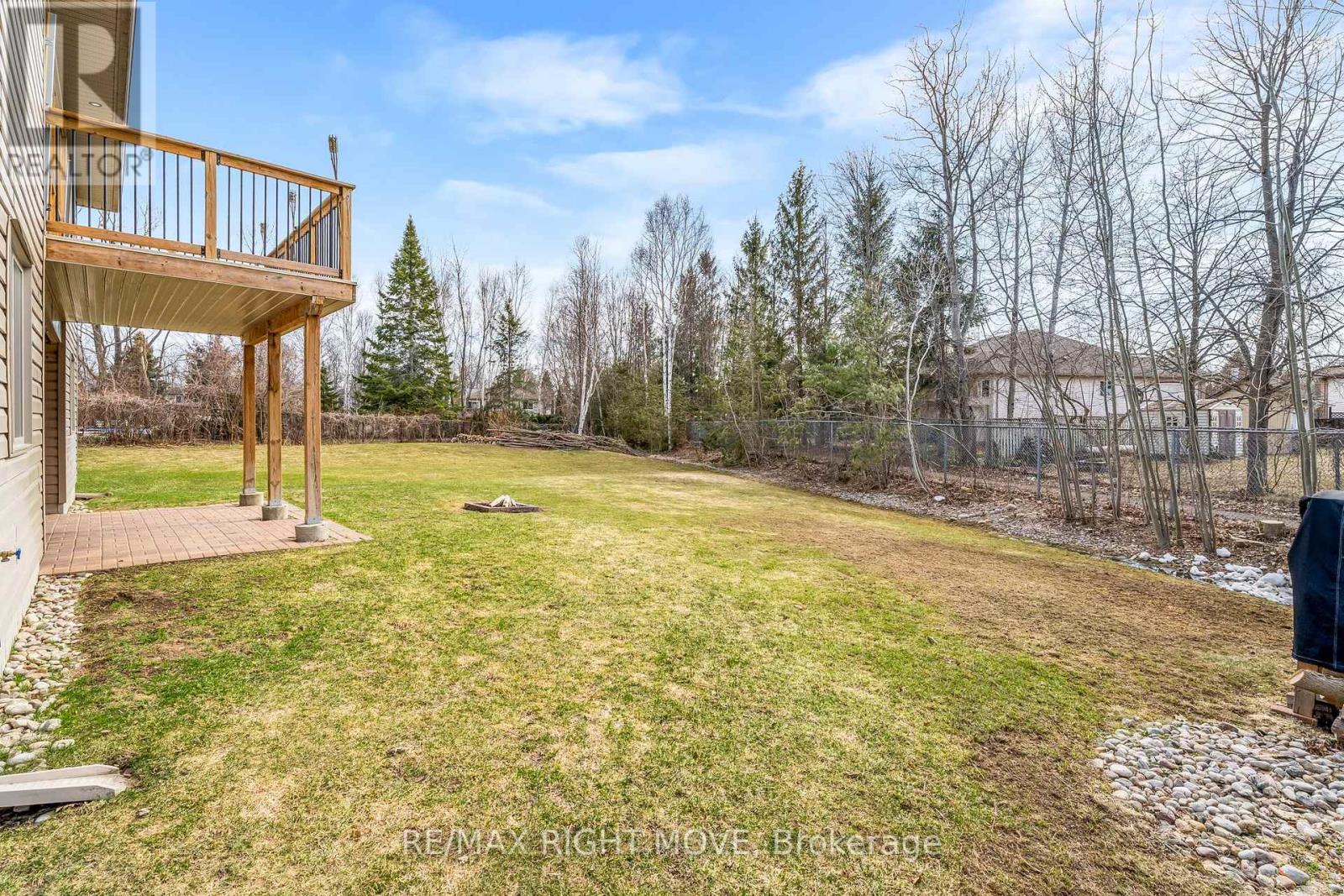 9 Sunrise Circle, Wasaga Beach, Ontario  L9Z 1H3 - Photo 43 - S12989210