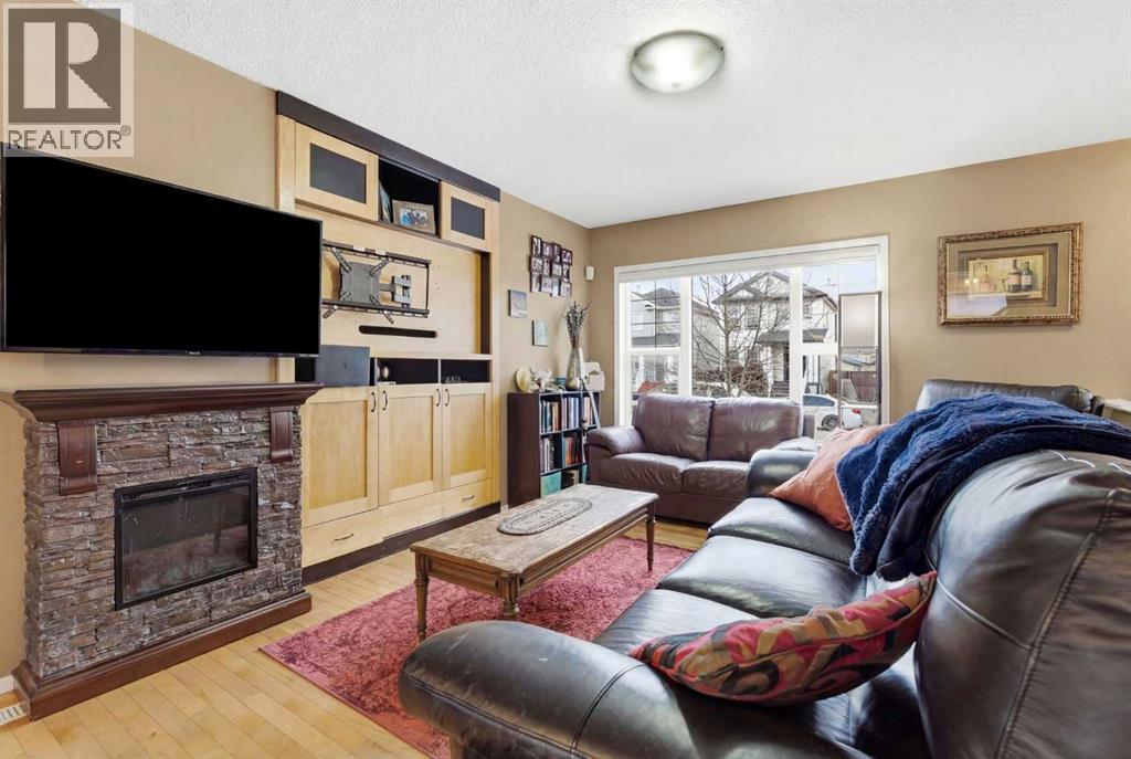 39 Copperfield Terrace SE, Calgary, Alberta  T2Z 4V5 - Photo 7 - A2295545