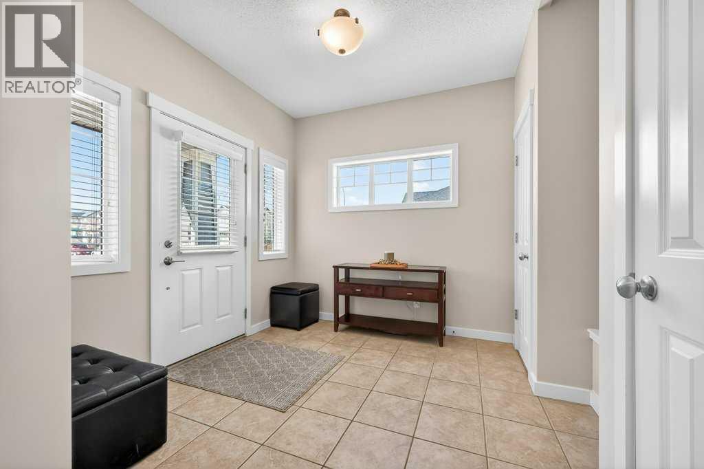 200 Kingston Way SE, Airdrie, Alberta  T4A 0K3 - Photo 3 - A2301054