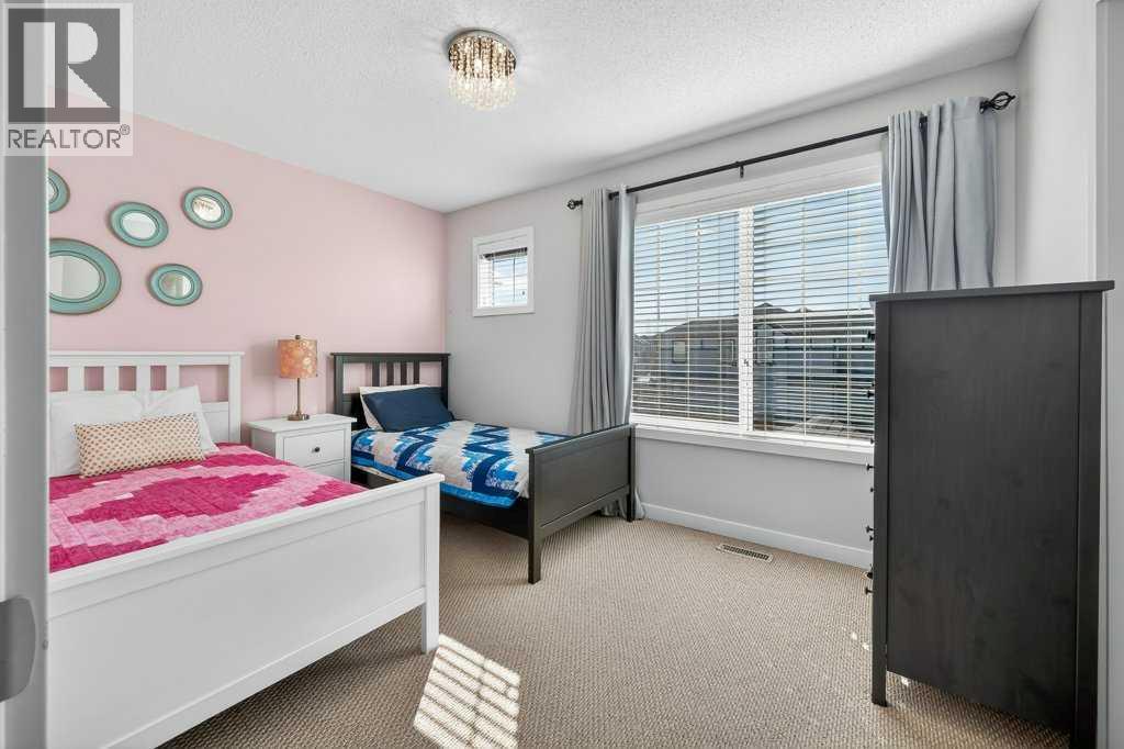 200 Kingston Way SE, Airdrie, Alberta  T4A 0K3 - Photo 22 - A2301054