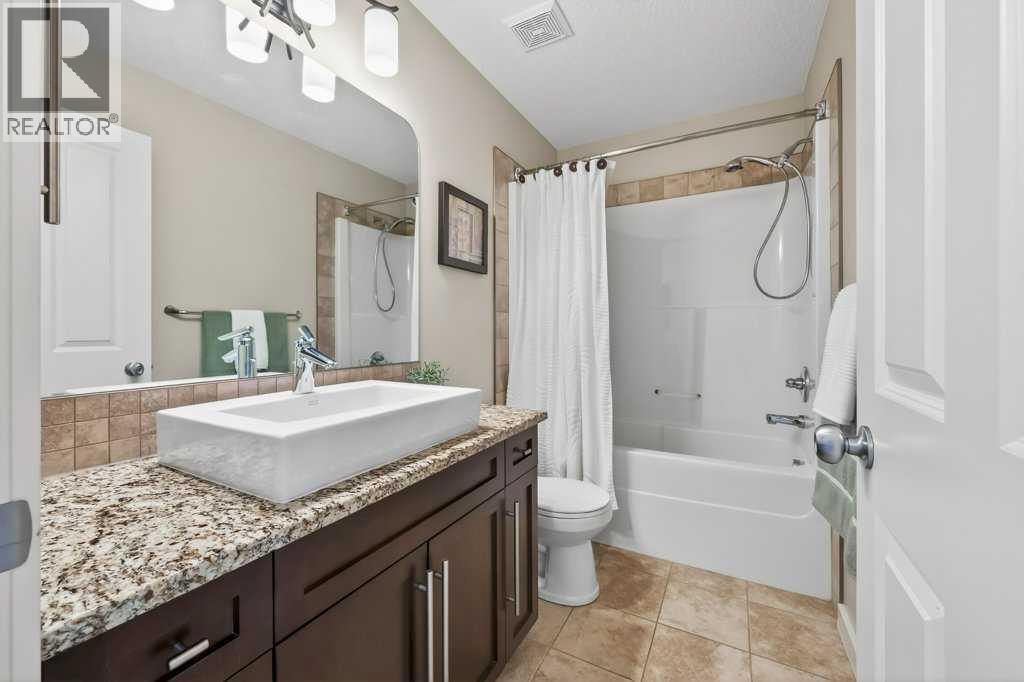 200 Kingston Way SE, Airdrie, Alberta  T4A 0K3 - Photo 21 - A2301054