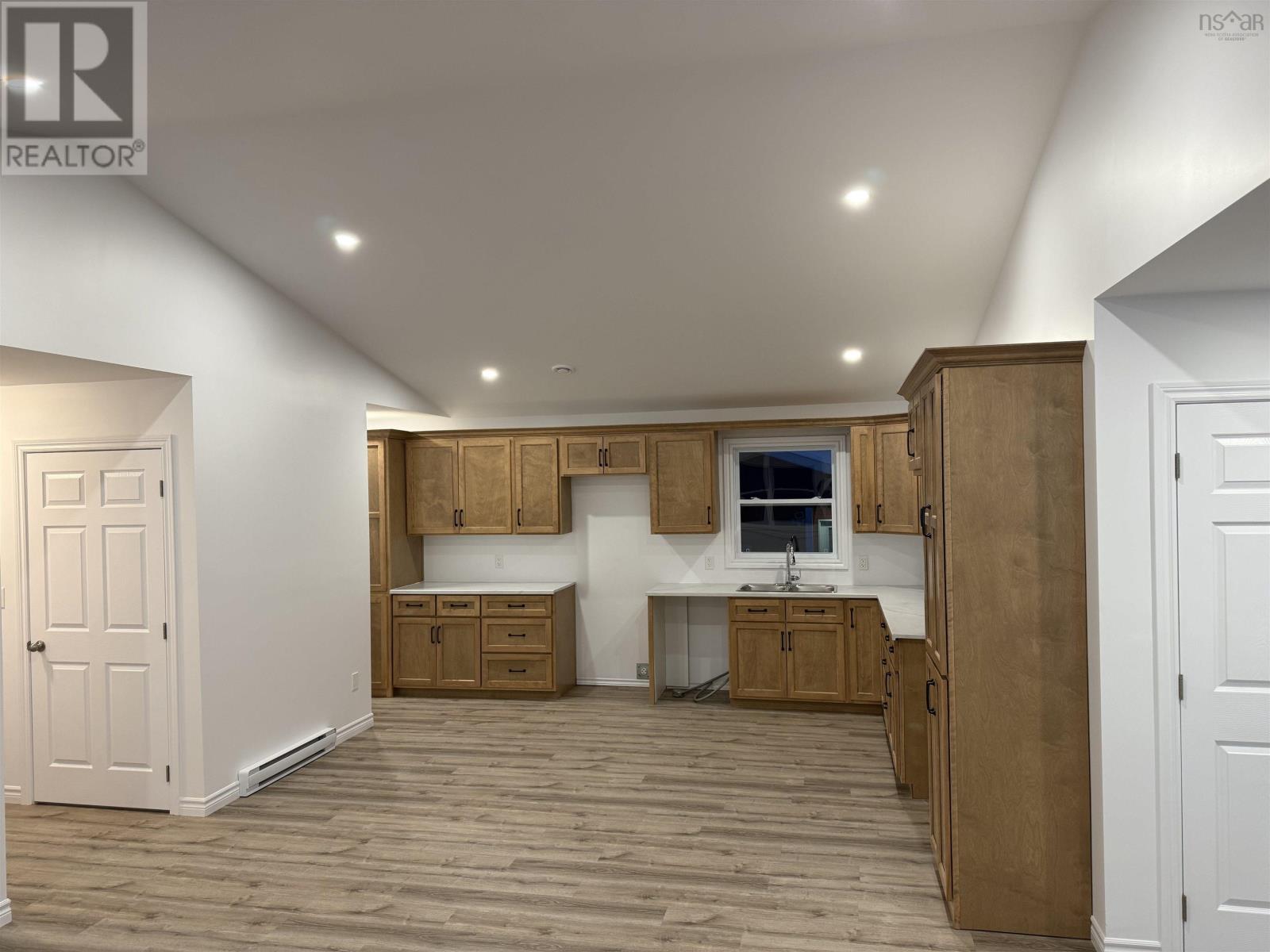 920 May Street, Scotchtown, New Waterford, Nova Scotia  B1H 1E4 - Photo 17 - 202606207