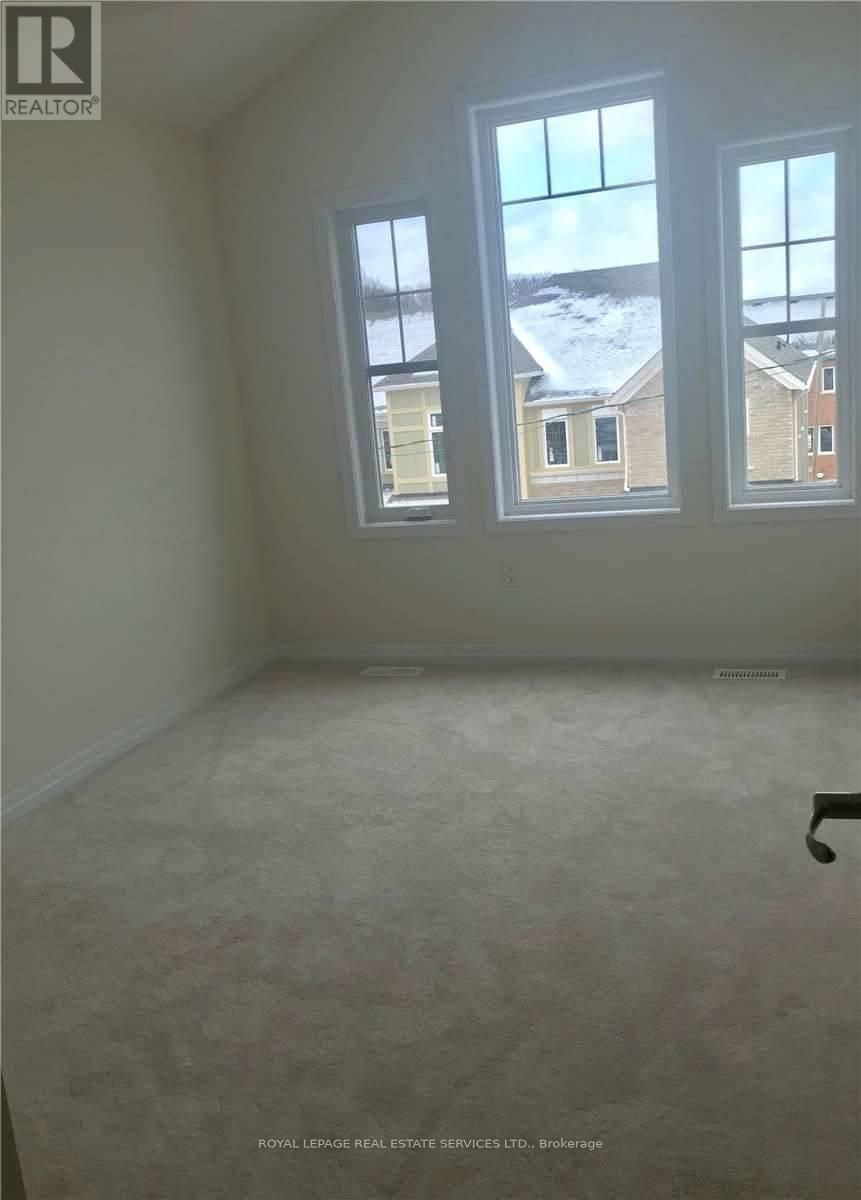 3324 Erasmum Street, Oakville, Ontario  L6M 1S3 - Photo 15 - W12989216