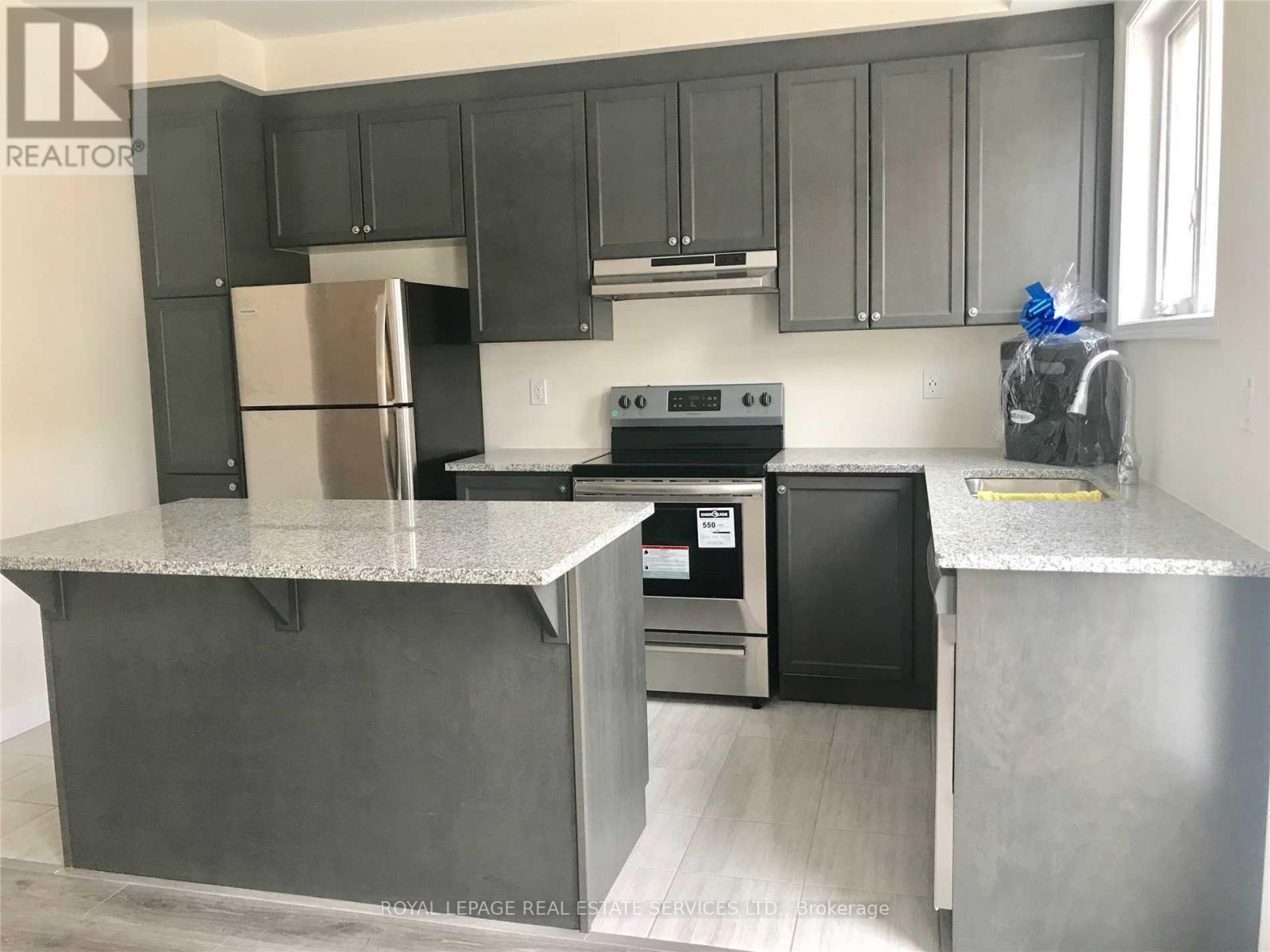 3324 Erasmum Street, Oakville, Ontario  L6M 1S3 - Photo 4 - W12989216