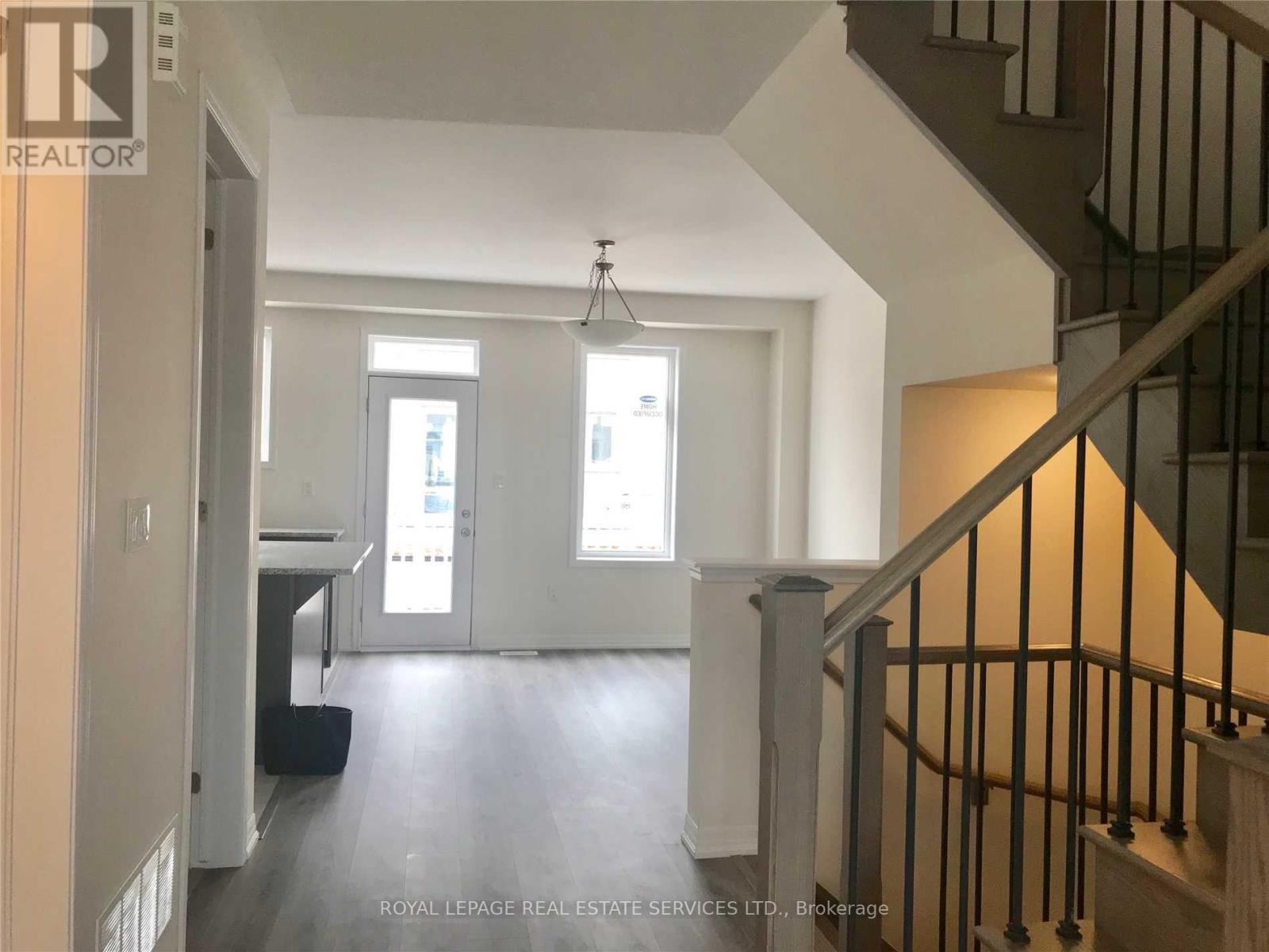 3324 Erasmum Street, Oakville, Ontario  L6M 1S3 - Photo 8 - W12989216