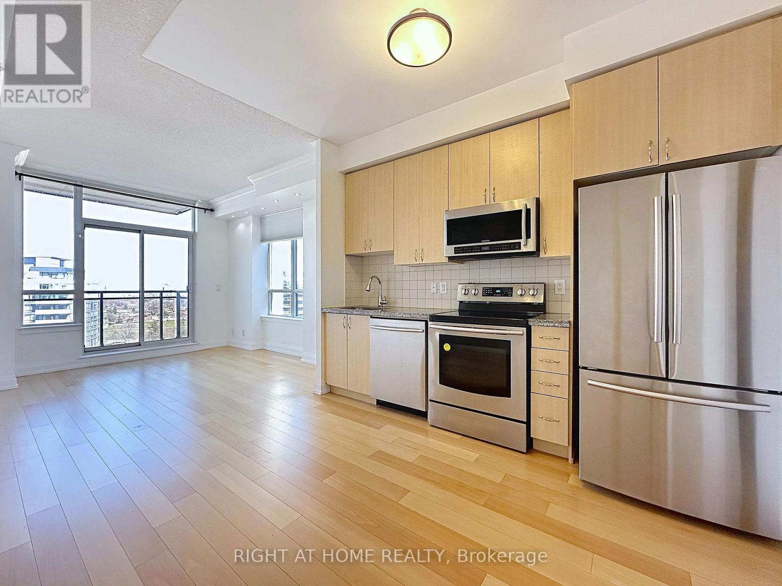 Lph09 - 55 De Boers Drive, Toronto, Ontario  M3J 0G5 - Photo 10 - W12989268