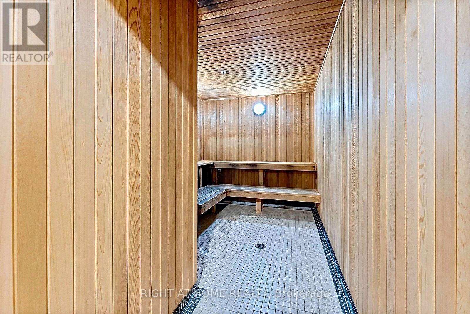 Lph09 - 55 De Boers Drive, Toronto, Ontario  M3J 0G5 - Photo 18 - W12989268