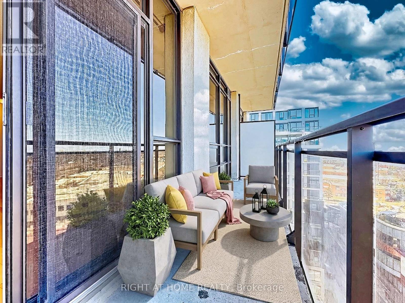 Lph09 - 55 De Boers Drive, Toronto, Ontario  M3J 0G5 - Photo 7 - W12989268