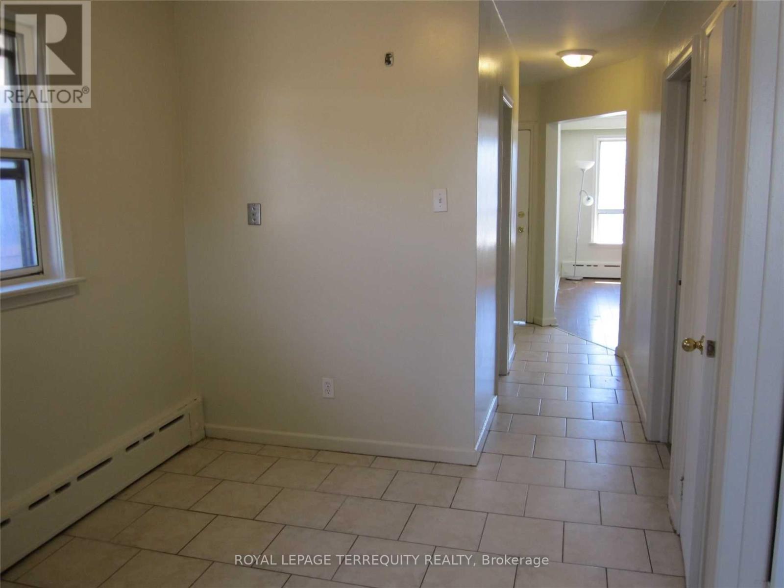 #3 - 150 Portland Street, Toronto, Ontario  M8Y 1B2 - Photo 10 - W12989298