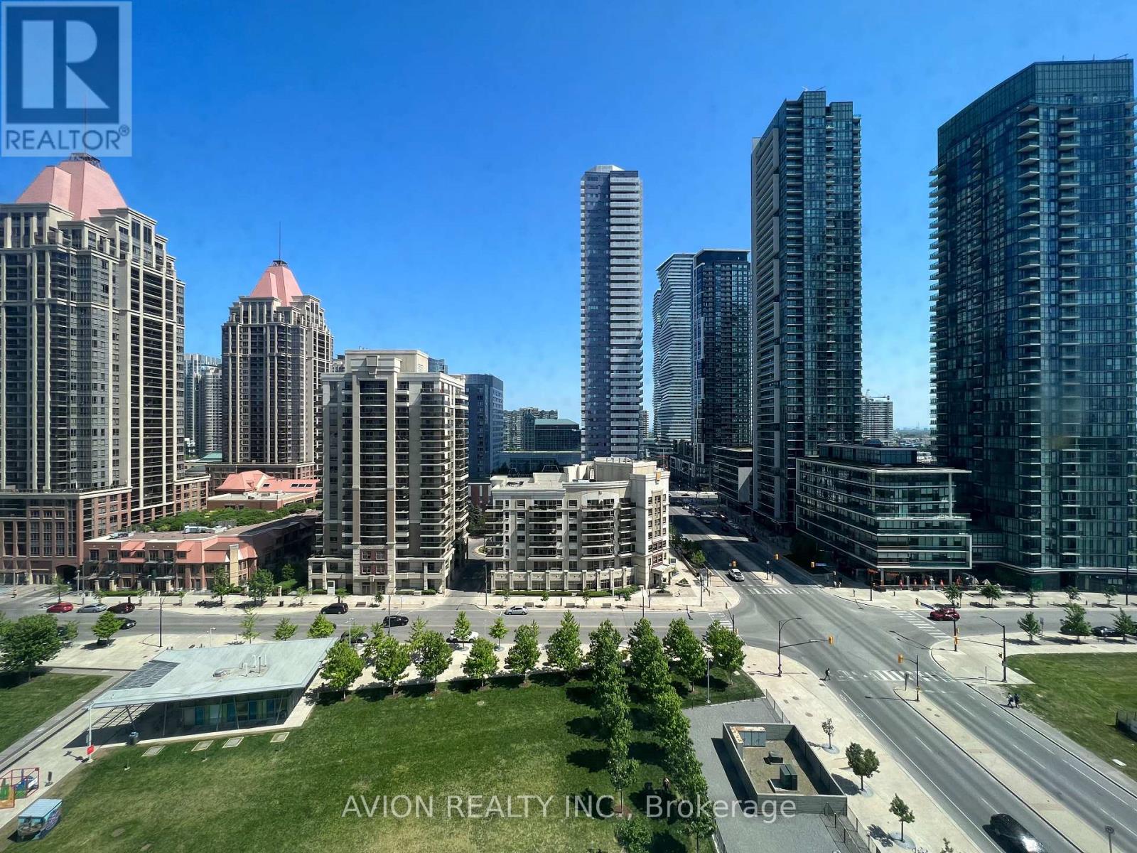 1201 - 388 Prince Of Wales Drive, Mississauga, Ontario  L5B 0A1 - Photo 12 - W12989312