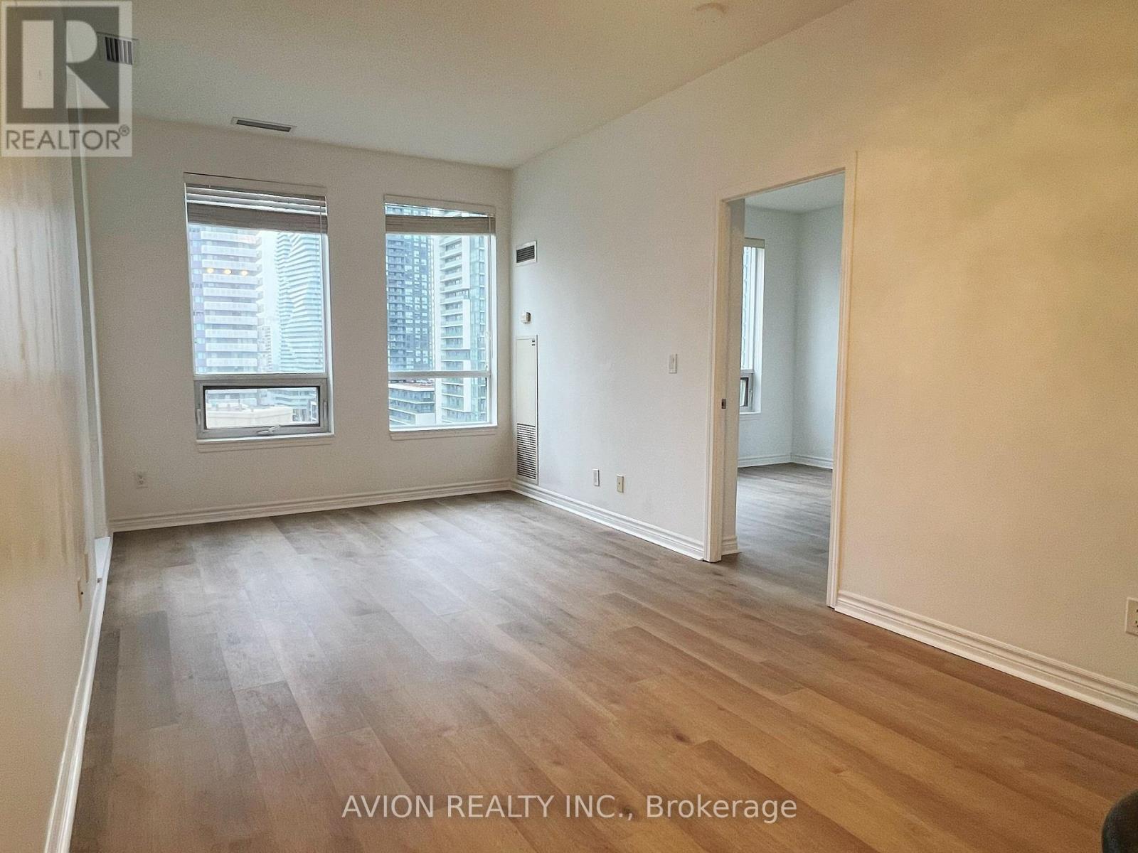 1201 - 388 Prince Of Wales Drive, Mississauga, Ontario  L5B 0A1 - Photo 5 - W12989312