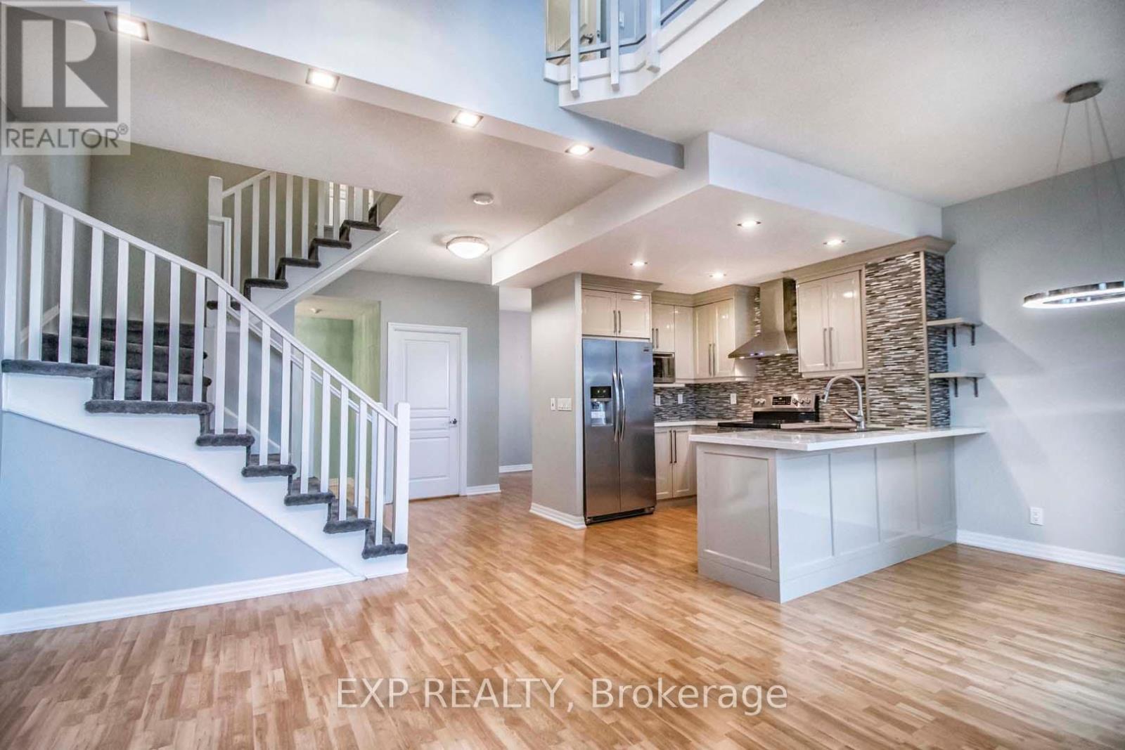 707 - 3939 Duke Of York Boulevard, Mississauga, Ontario  L5B 4N2 - Photo 12 - W12989314