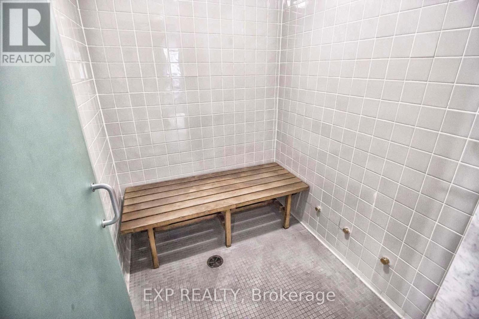 707 - 3939 Duke Of York Boulevard, Mississauga, Ontario  L5B 4N2 - Photo 46 - W12989314