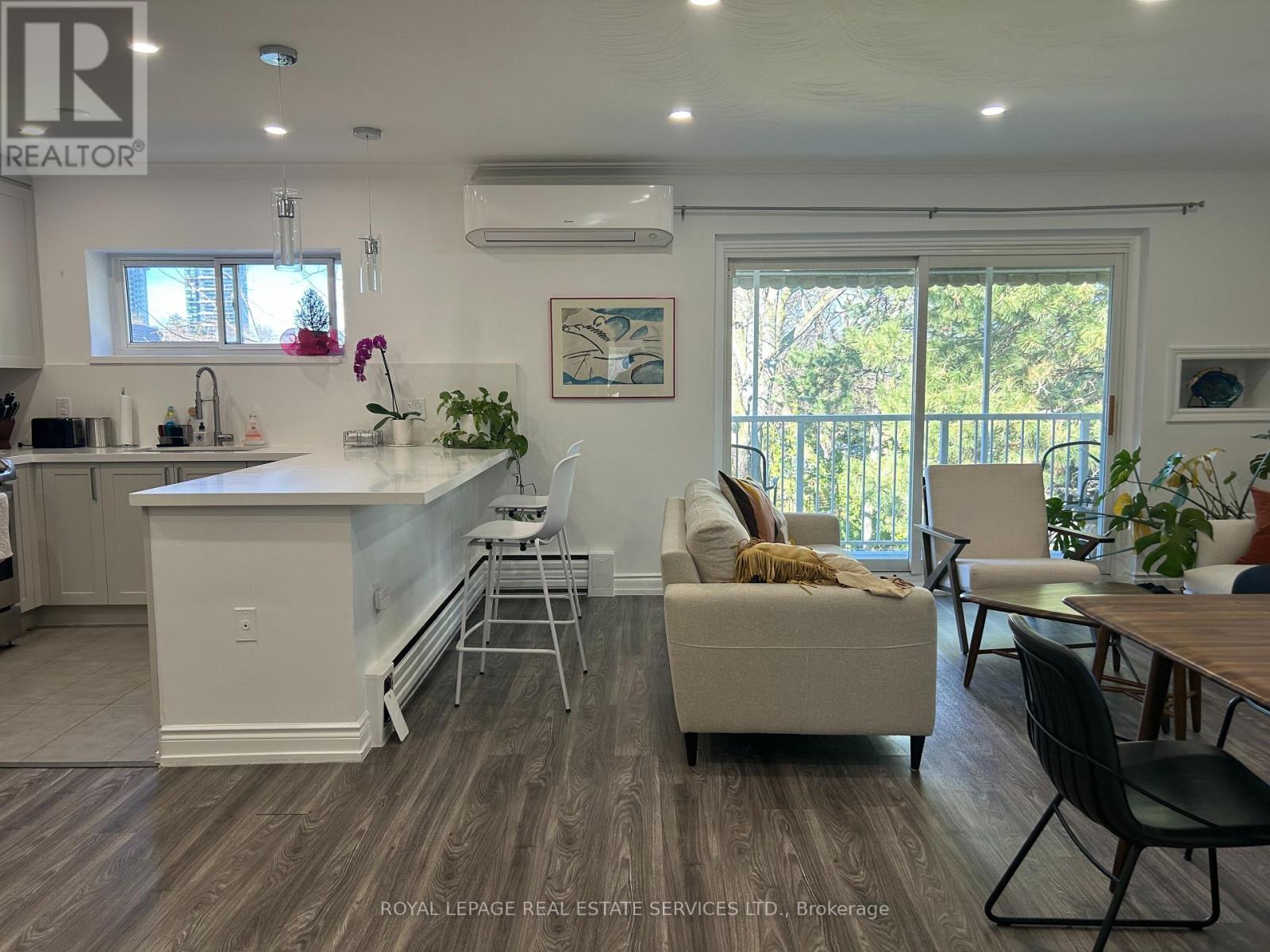 304 - 172 Sherwood Avenue, Toronto, Ontario  M4P 2A8 - Photo 5 - C12959550