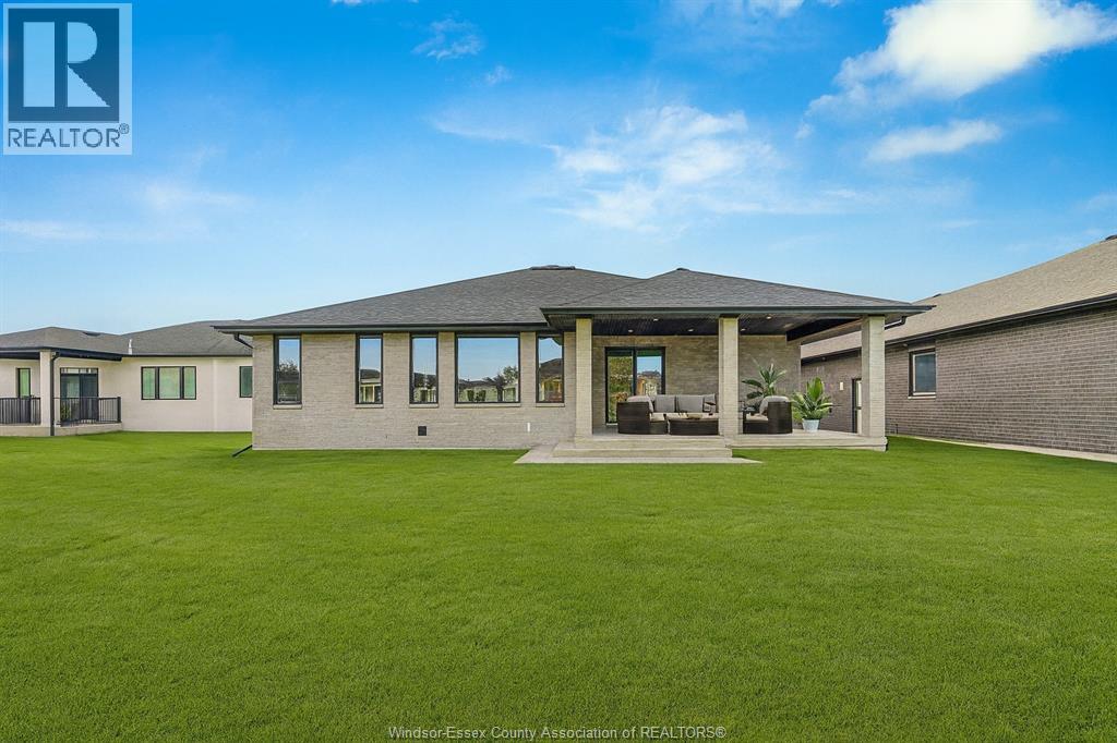 1924 Sannita, Kingsville, Ontario  N9Y 0G5 - Photo 2 - 26007887