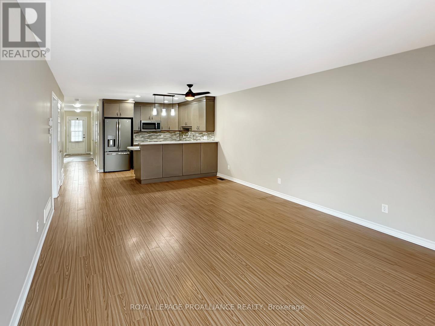 53 Sarah Court, Belleville, Ontario  K8P 0B2 - Photo 12 - X12918822