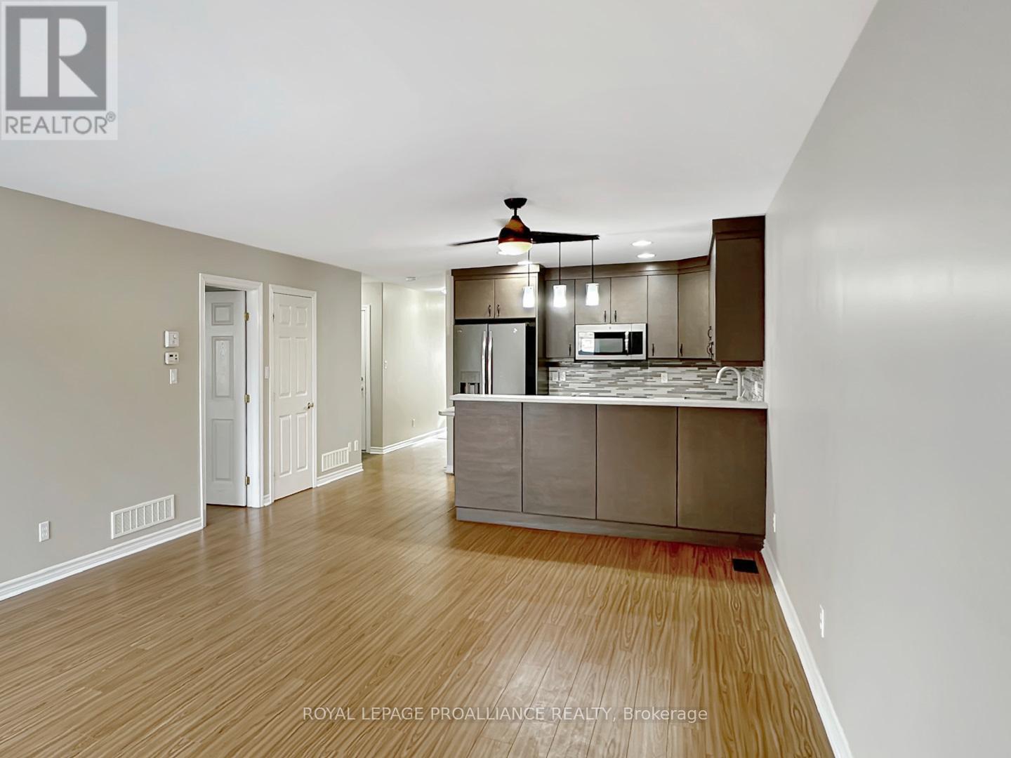 53 Sarah Court, Belleville, Ontario  K8P 0B2 - Photo 11 - X12918822