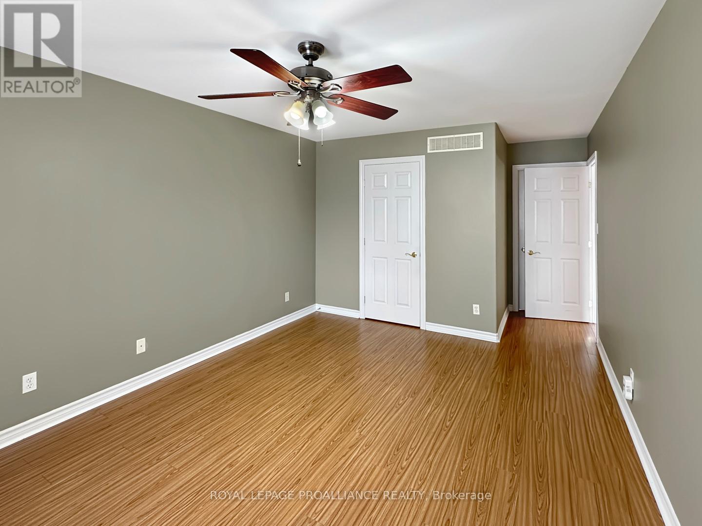 53 Sarah Court, Belleville, Ontario  K8P 0B2 - Photo 19 - X12918822