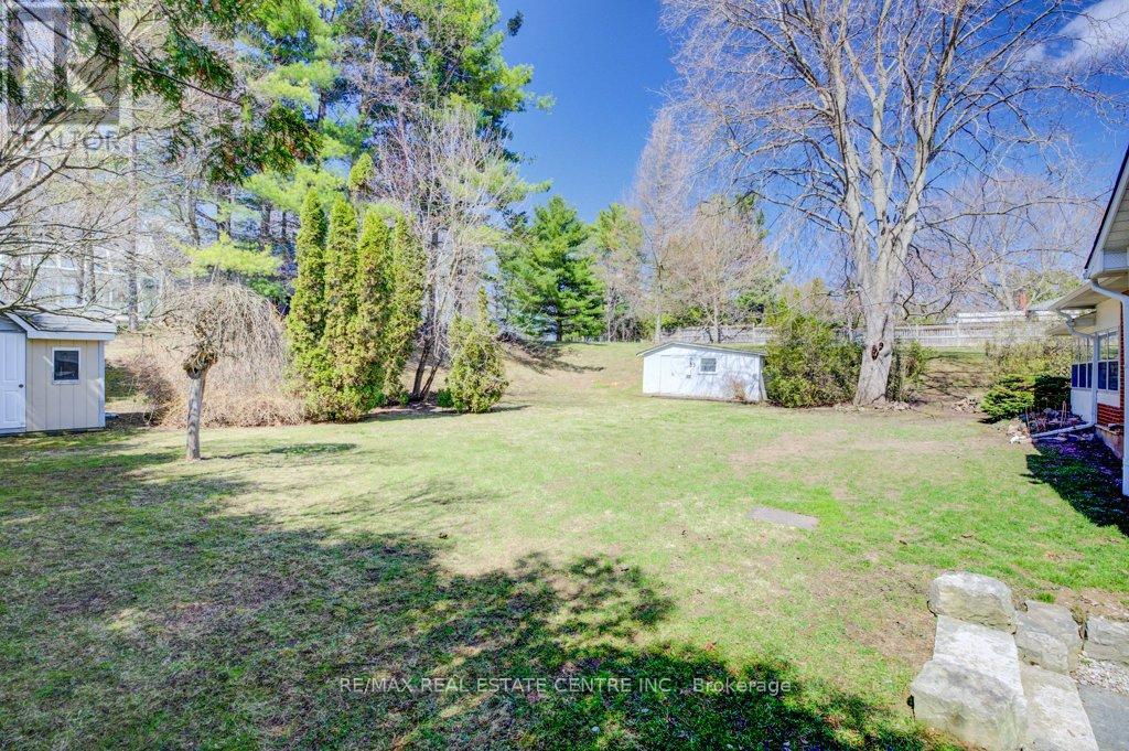 25 Carey Street, Hamilton, Ontario  L0R 1V0 - Photo 38 - X12989280