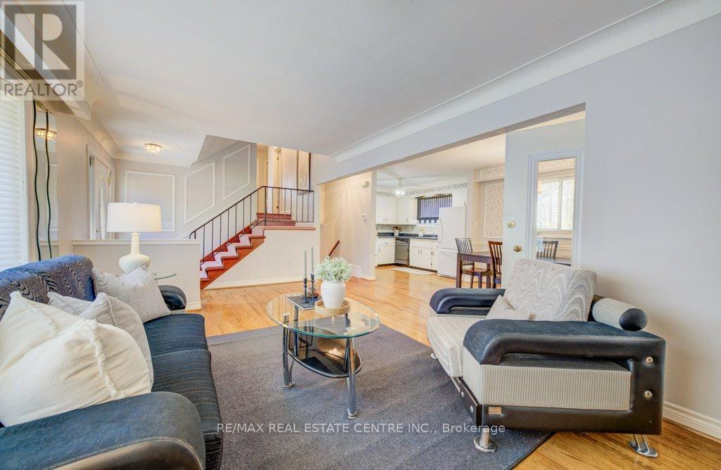 25 Carey Street, Hamilton, Ontario  L0R 1V0 - Photo 9 - X12989280