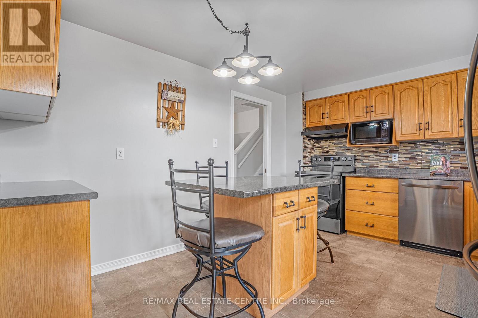 153 The Greenway, Cambridge, Ontario  N1R 6L6 - Photo 18 - X12989304