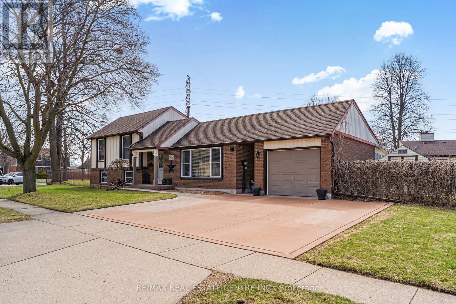 153 The Greenway, Cambridge, Ontario  N1R 6L6 - Photo 40 - X12989304