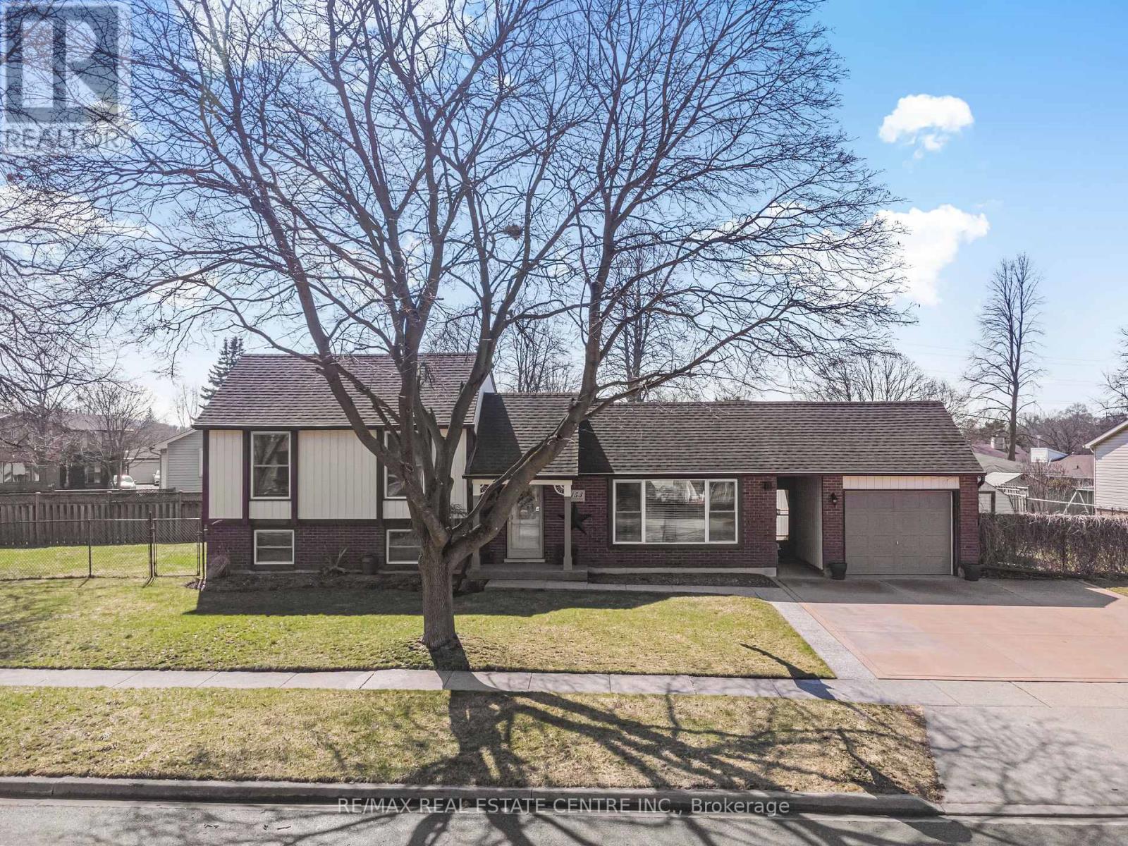 153 The Greenway, Cambridge, Ontario  N1R 6L6 - Photo 47 - X12989304