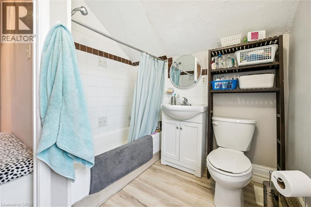 156 Wellington Street N, Kitchener, Ontario  N2H 5K1 - Photo 33 - 40813544