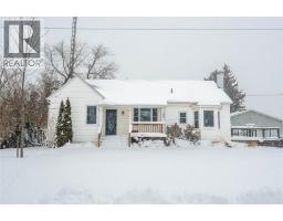 583 ONTARIO STREET, Plympton-Wyoming, Ontario
