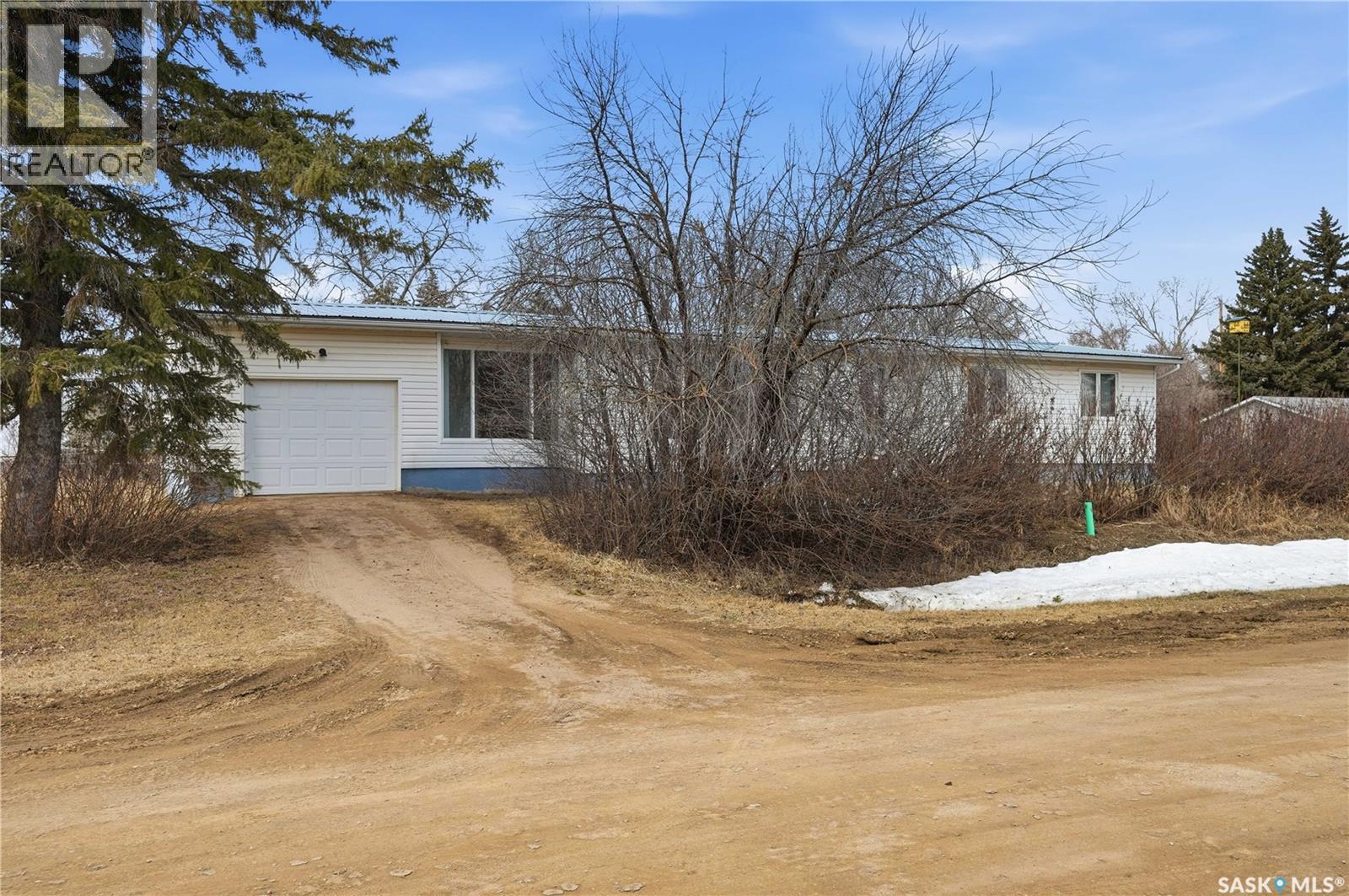66 Creelman Street, Fillmore, Saskatchewan  S0G 1N0 - Photo 2 - SK032716