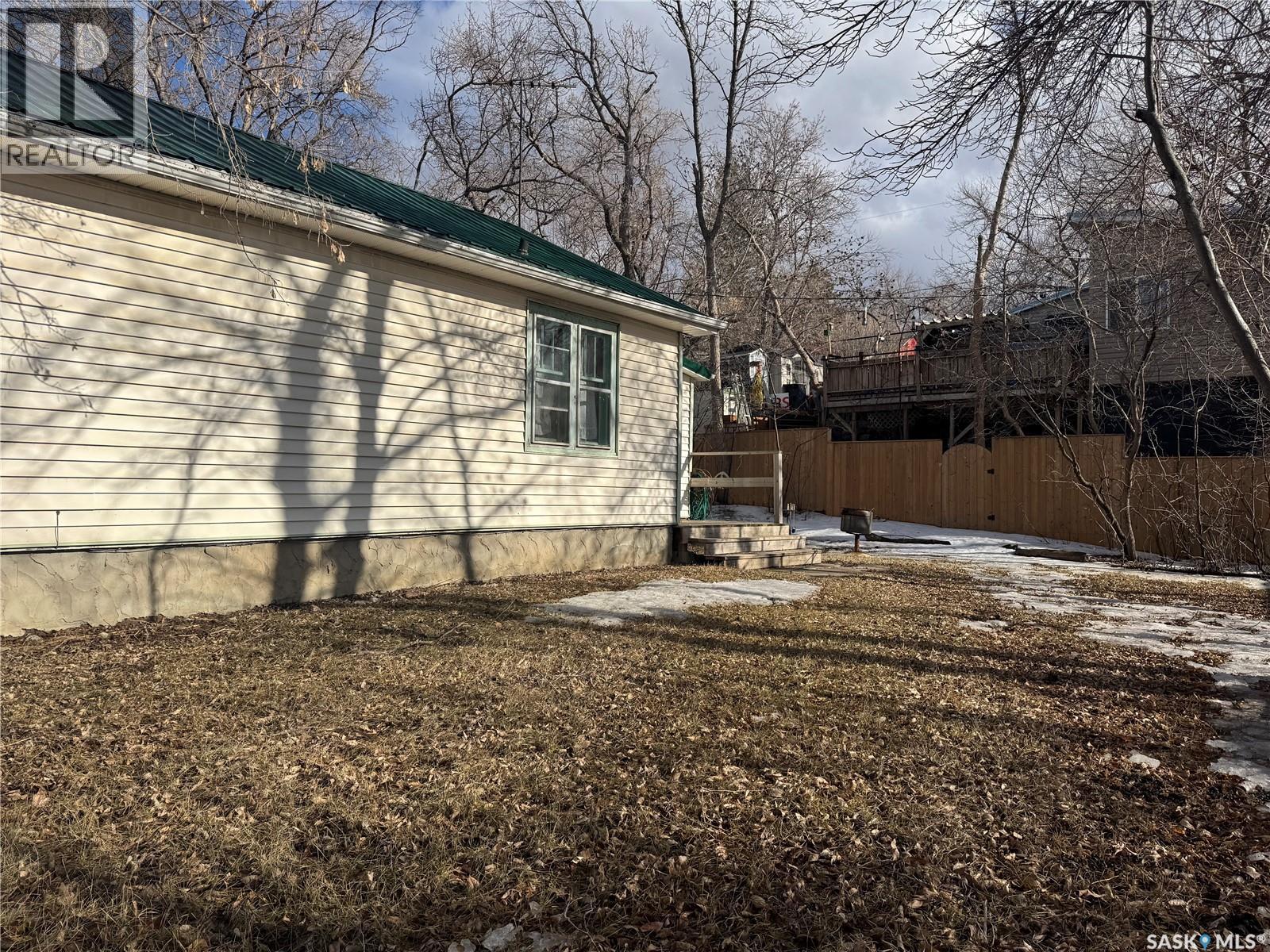 227 Fairchild Avenue, Regina Beach, Saskatchewan  S0G 4C0 - Photo 9 - SK032705