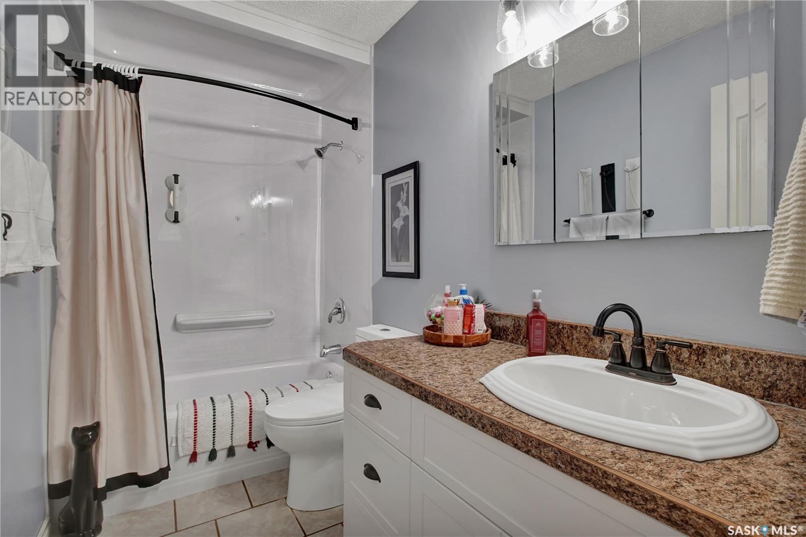 221 Lane Court, Warman, Saskatchewan  S0K 4S0 - Photo 17 - SK032600