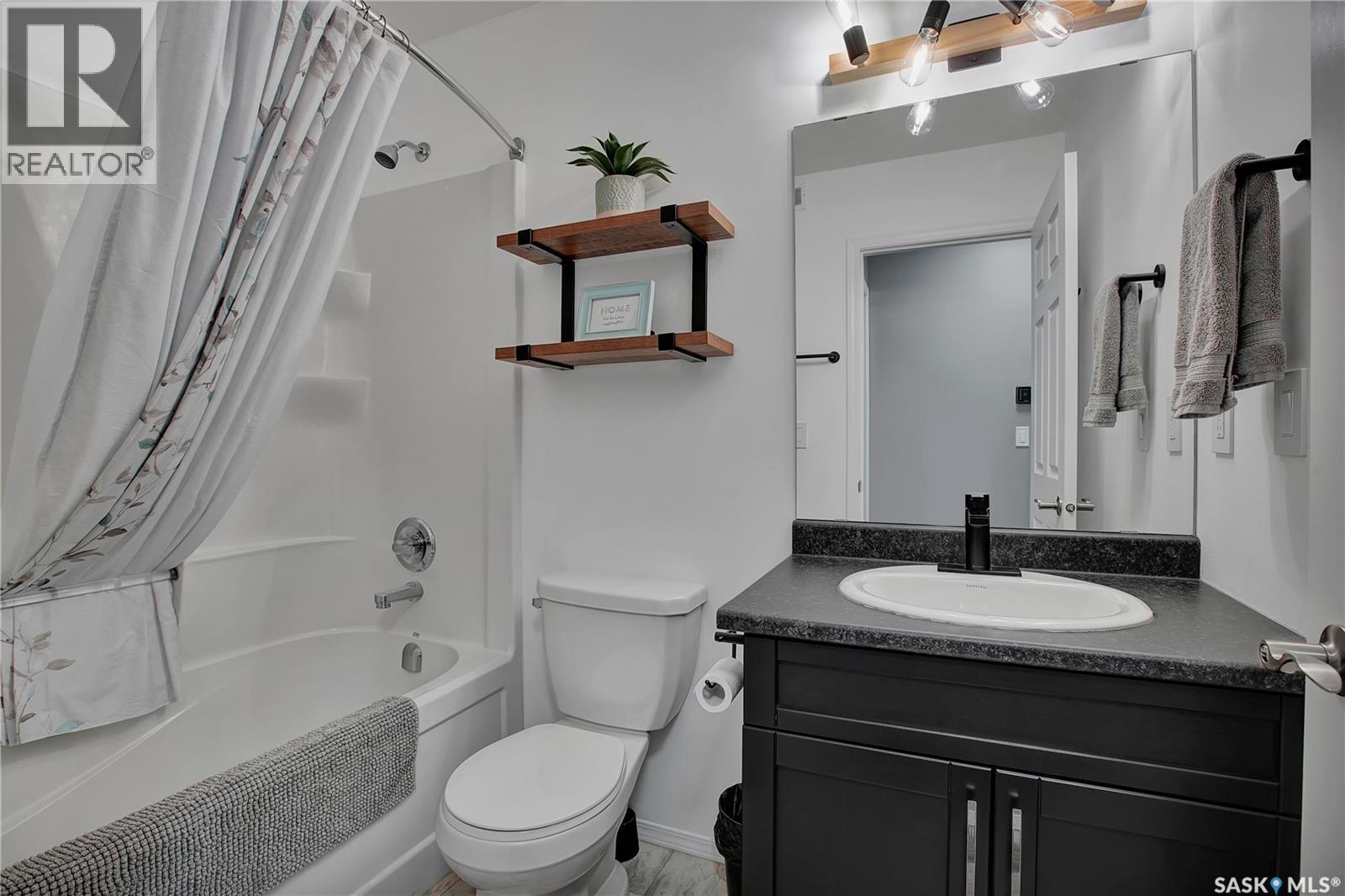 703 Gowan Road, Warman, Saskatchewan  S0K 4S2 - Photo 14 - SK032482