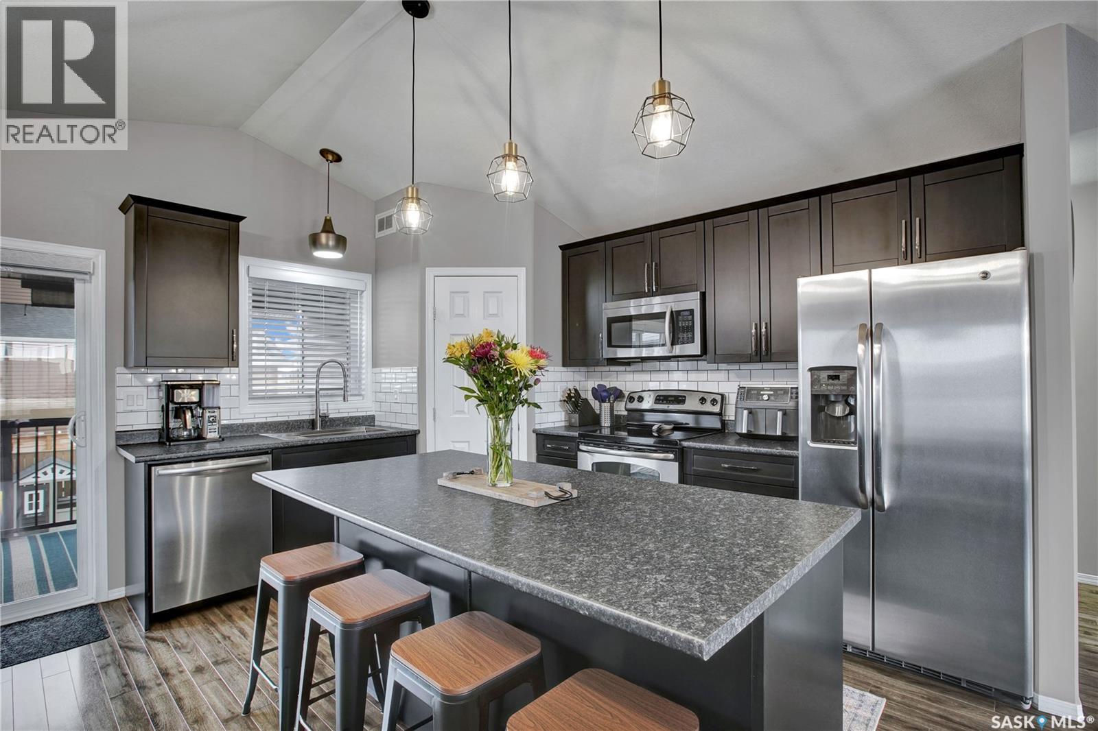 703 Gowan Road, Warman, Saskatchewan  S0K 4S2 - Photo 6 - SK032482