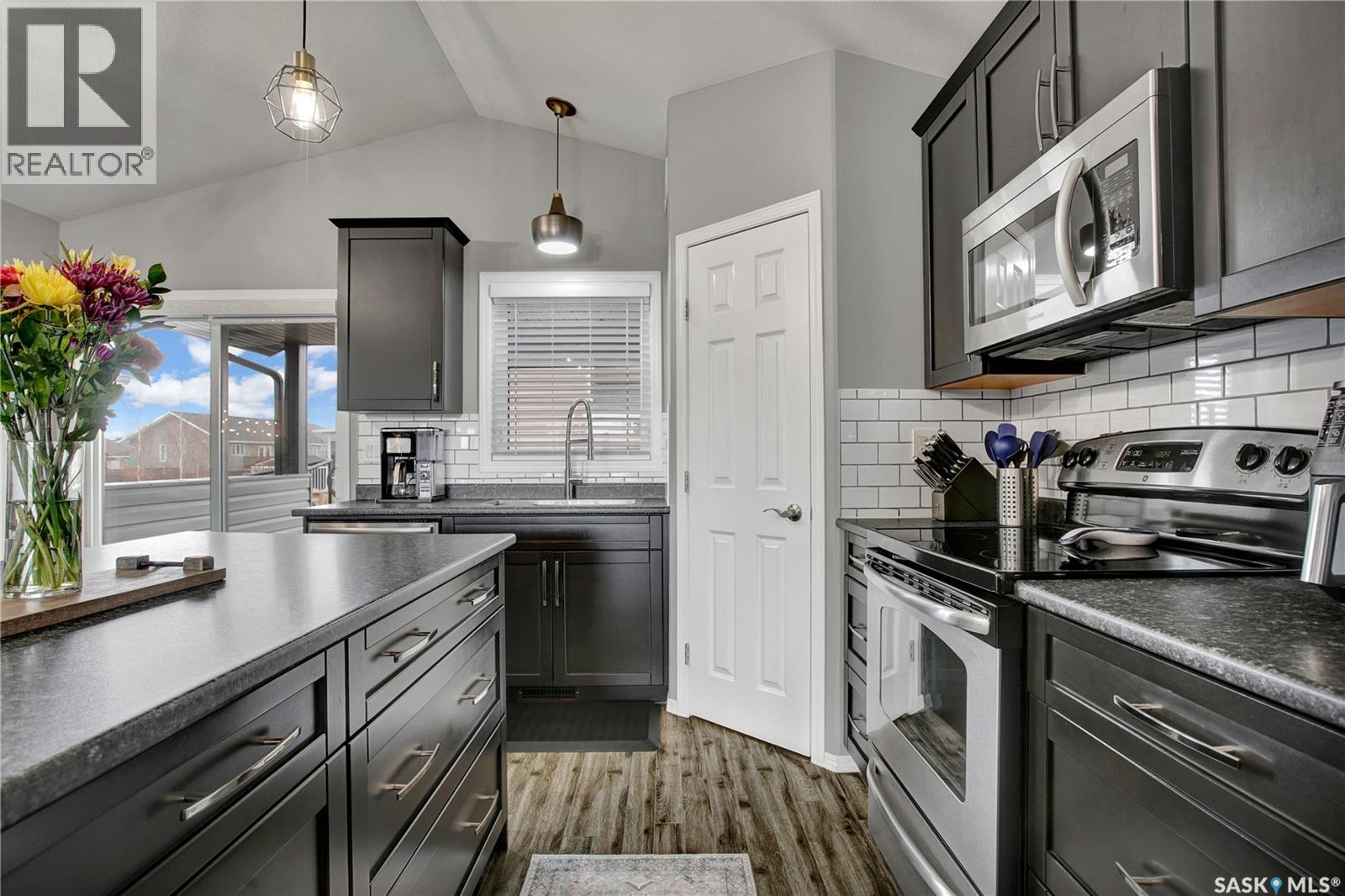 703 Gowan Road, Warman, Saskatchewan  S0K 4S2 - Photo 8 - SK032482